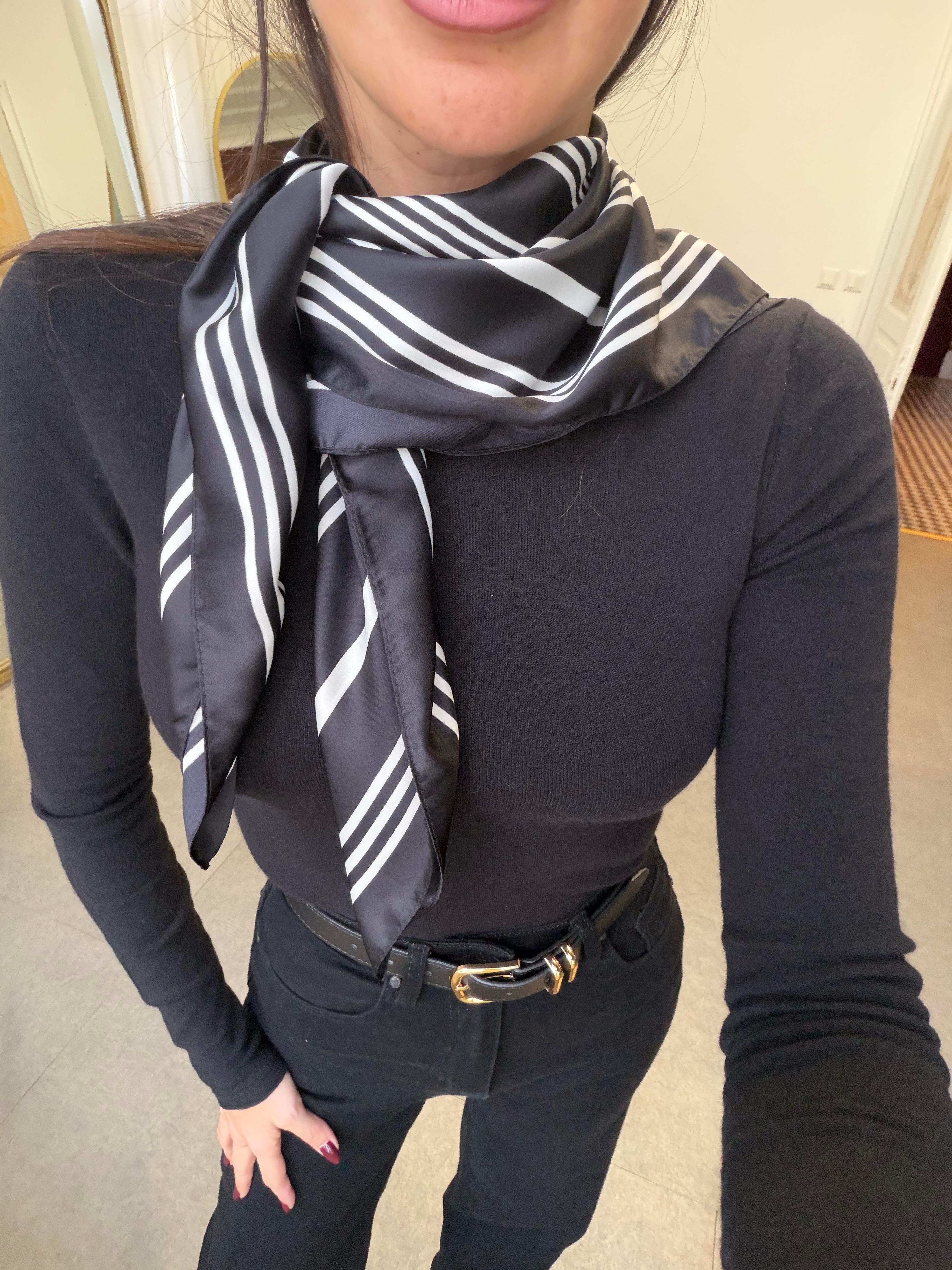 Siyah Geometrik Desen Fular