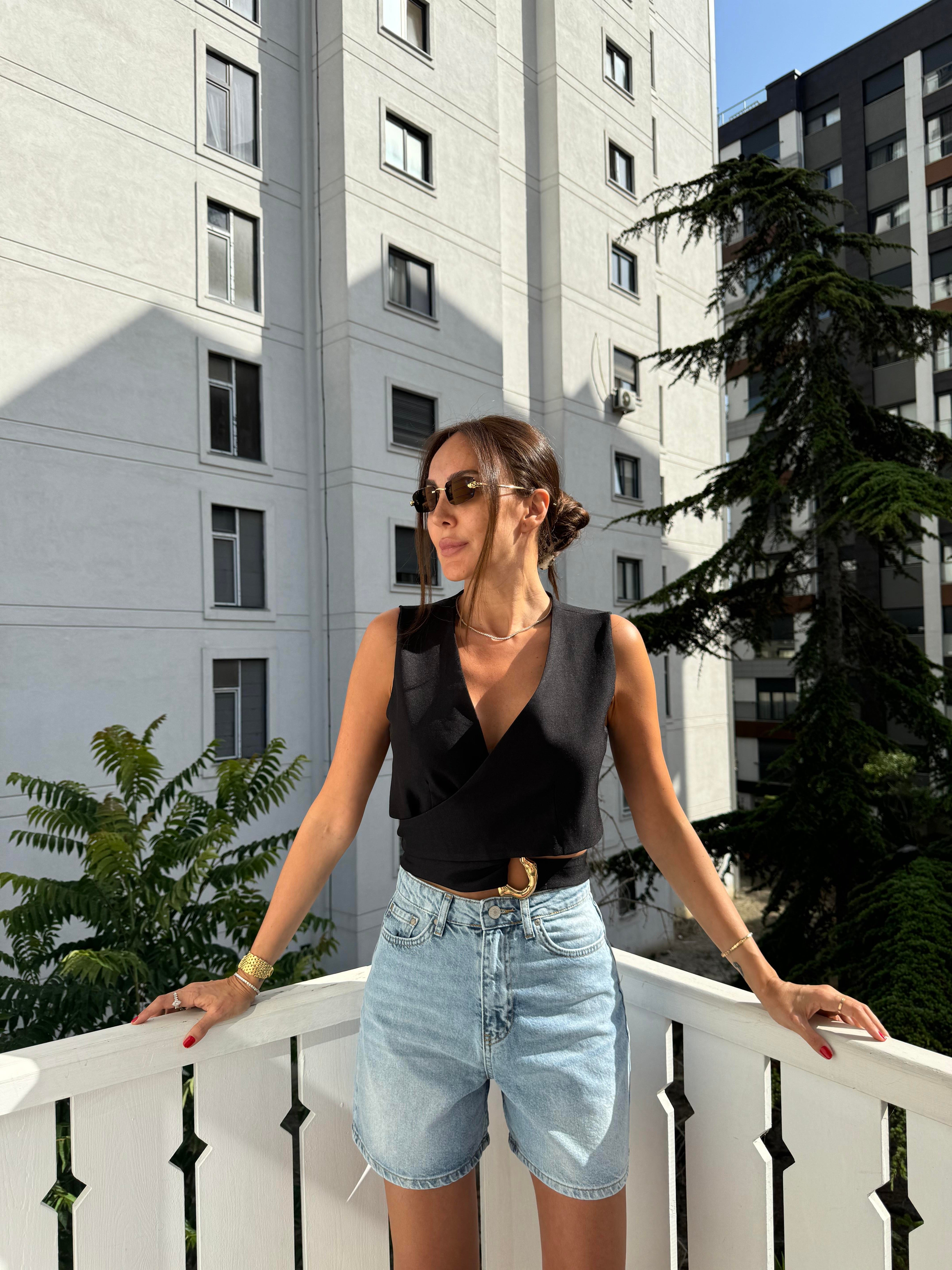 Siyah Gold Aksesuar Tasarım Yelek