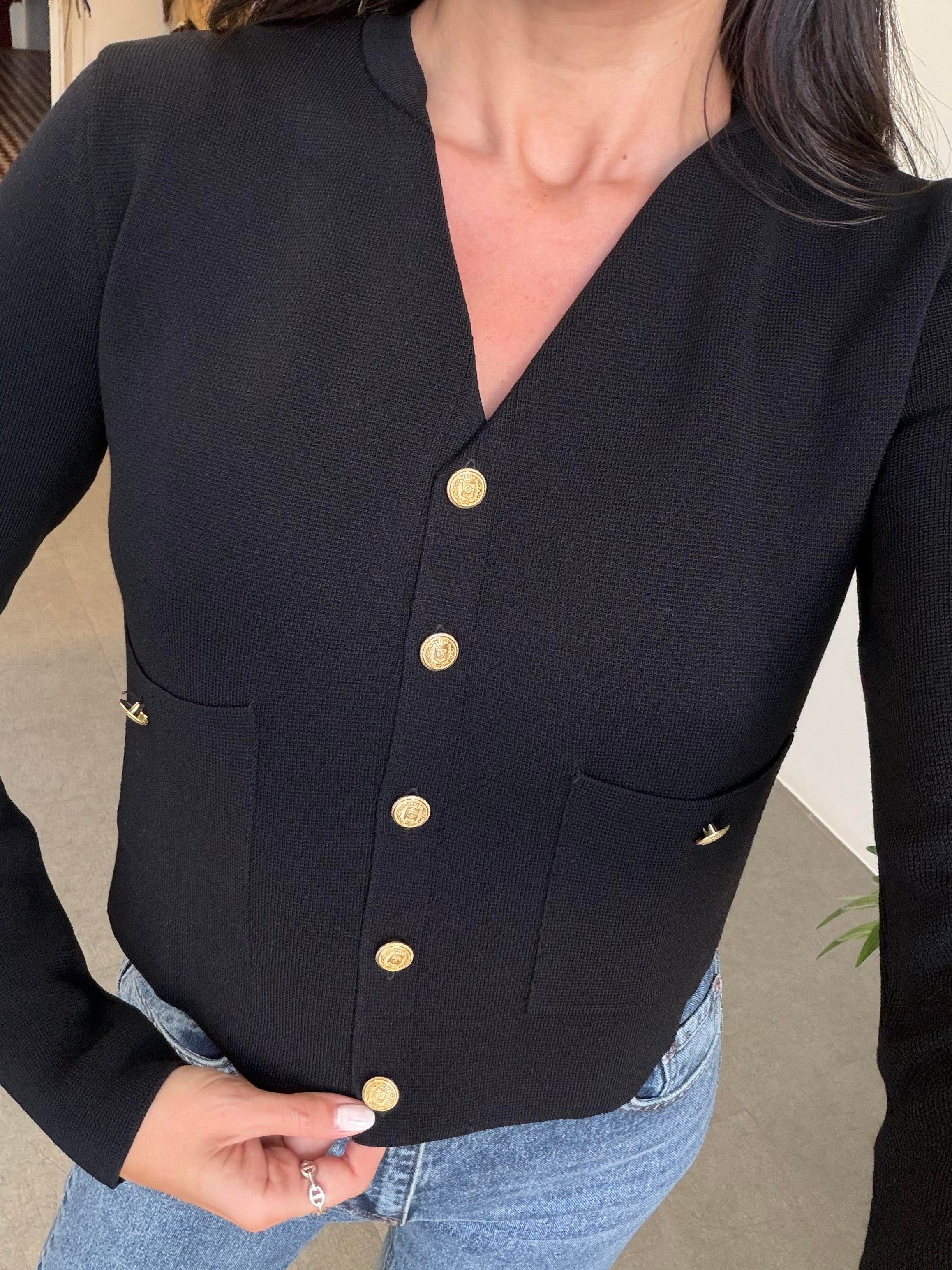 Siyah Gold Düğmeli Cepli Hırka