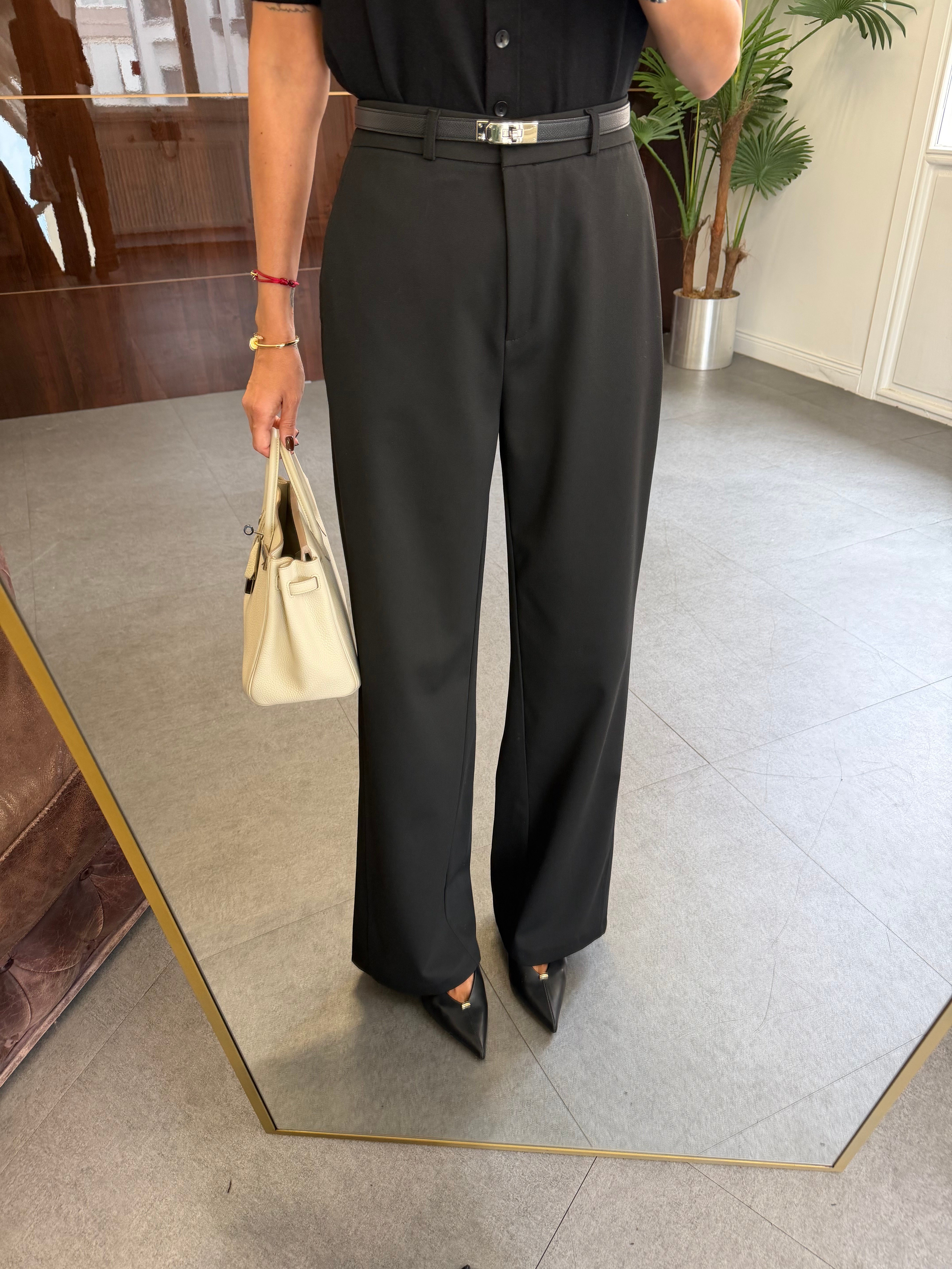 Siyah Kancalı Wide Leg Kumaş Pantolon