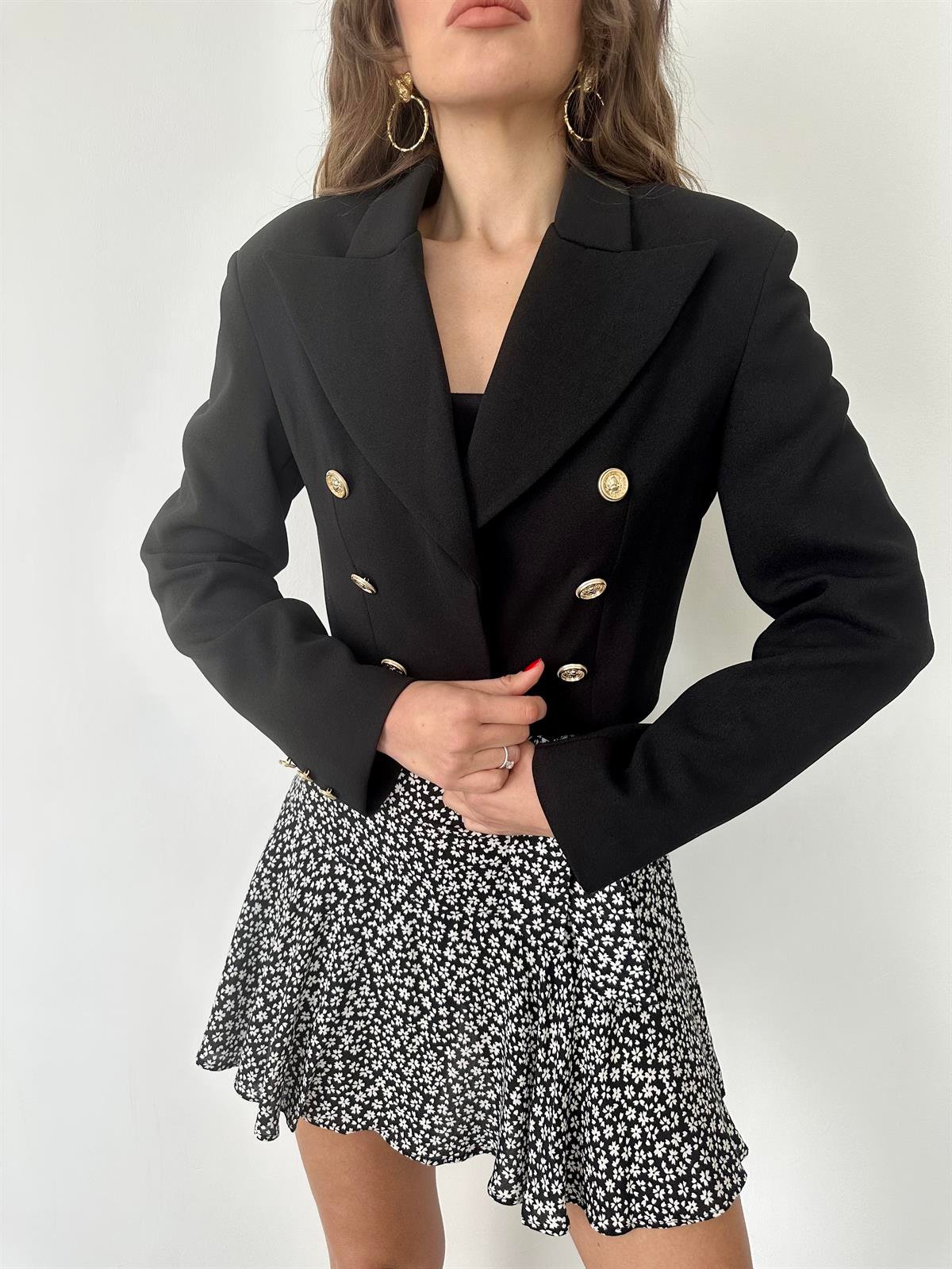 Siyah  Kısa Blazer Ceket