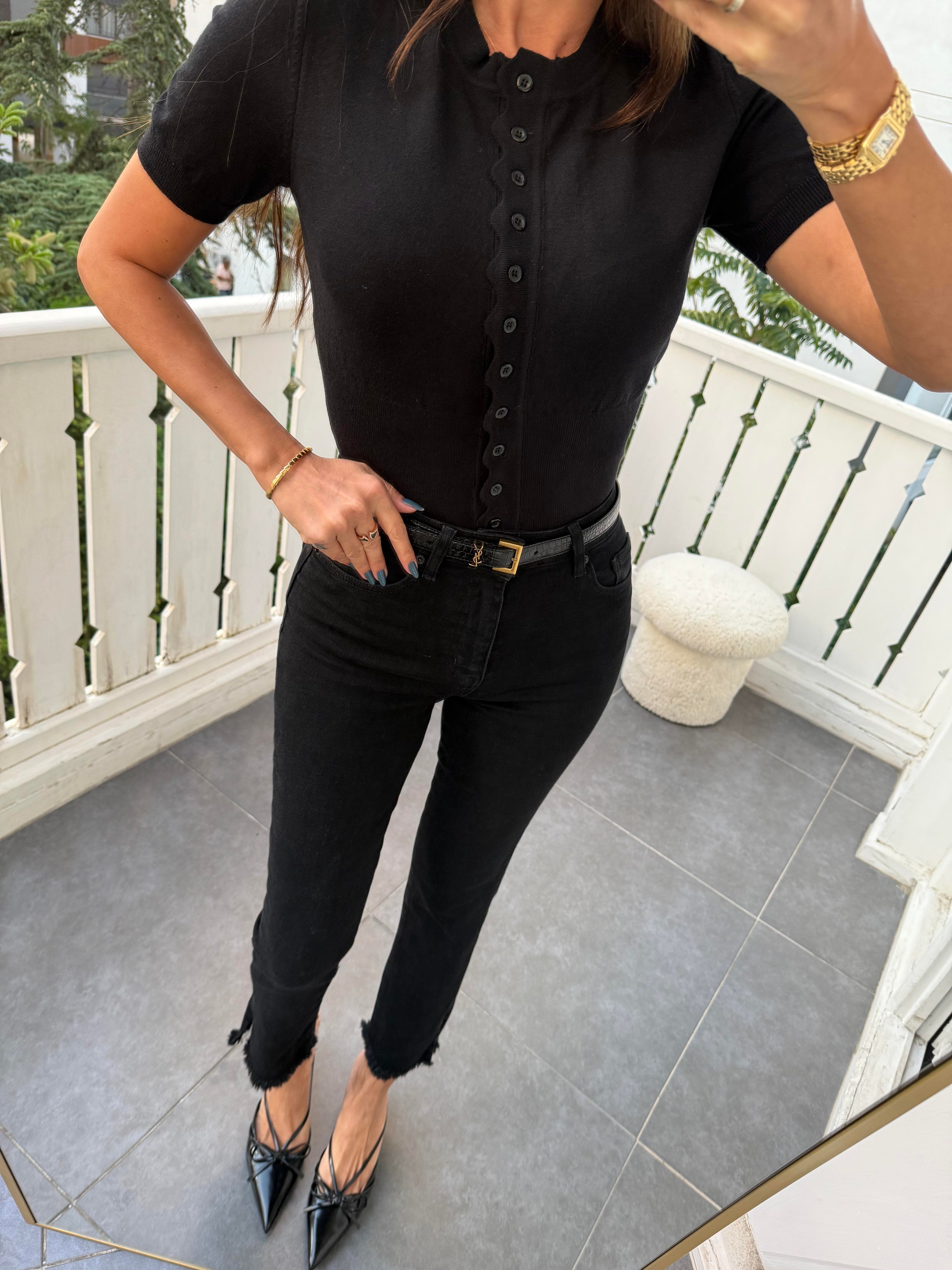 Siyah Paçası Püsküllü ve Yırtmaçlı Jean Pantolon