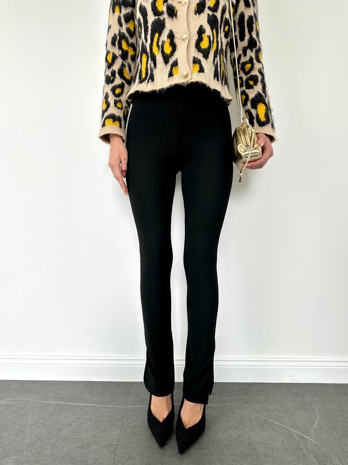 Siyah  Paçası Yırtmaçlı Ottoman Tayt