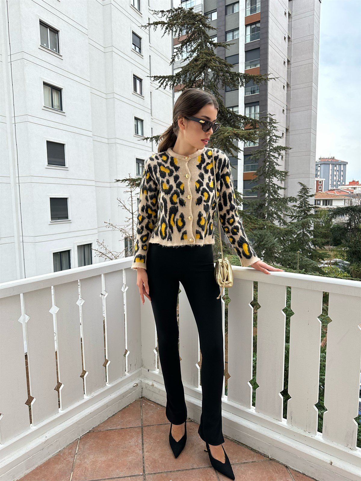 Siyah  Paçası Yırtmaçlı Ottoman Tayt