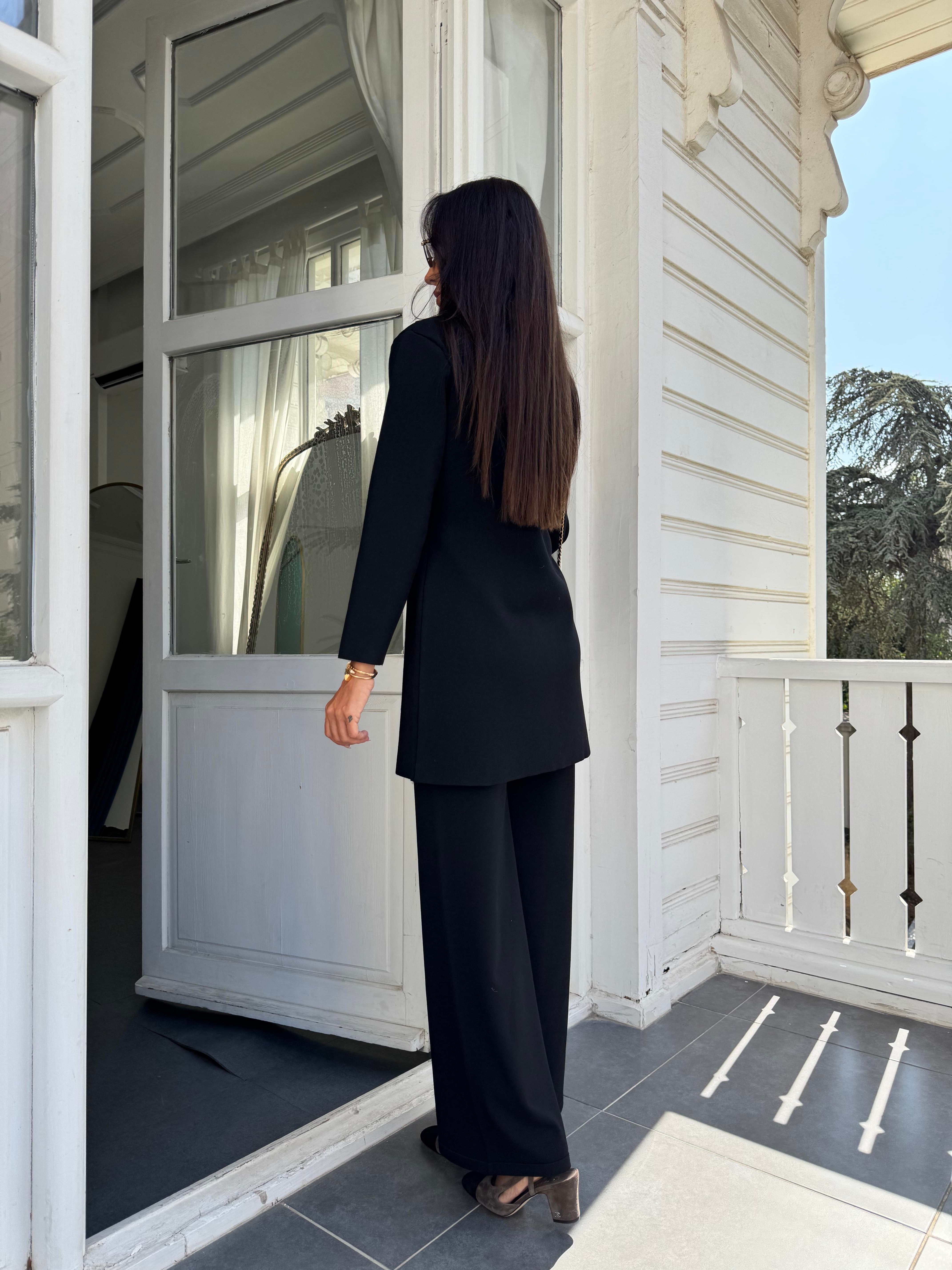 Siyah Premium Yan Büzgülü Triko Ceket