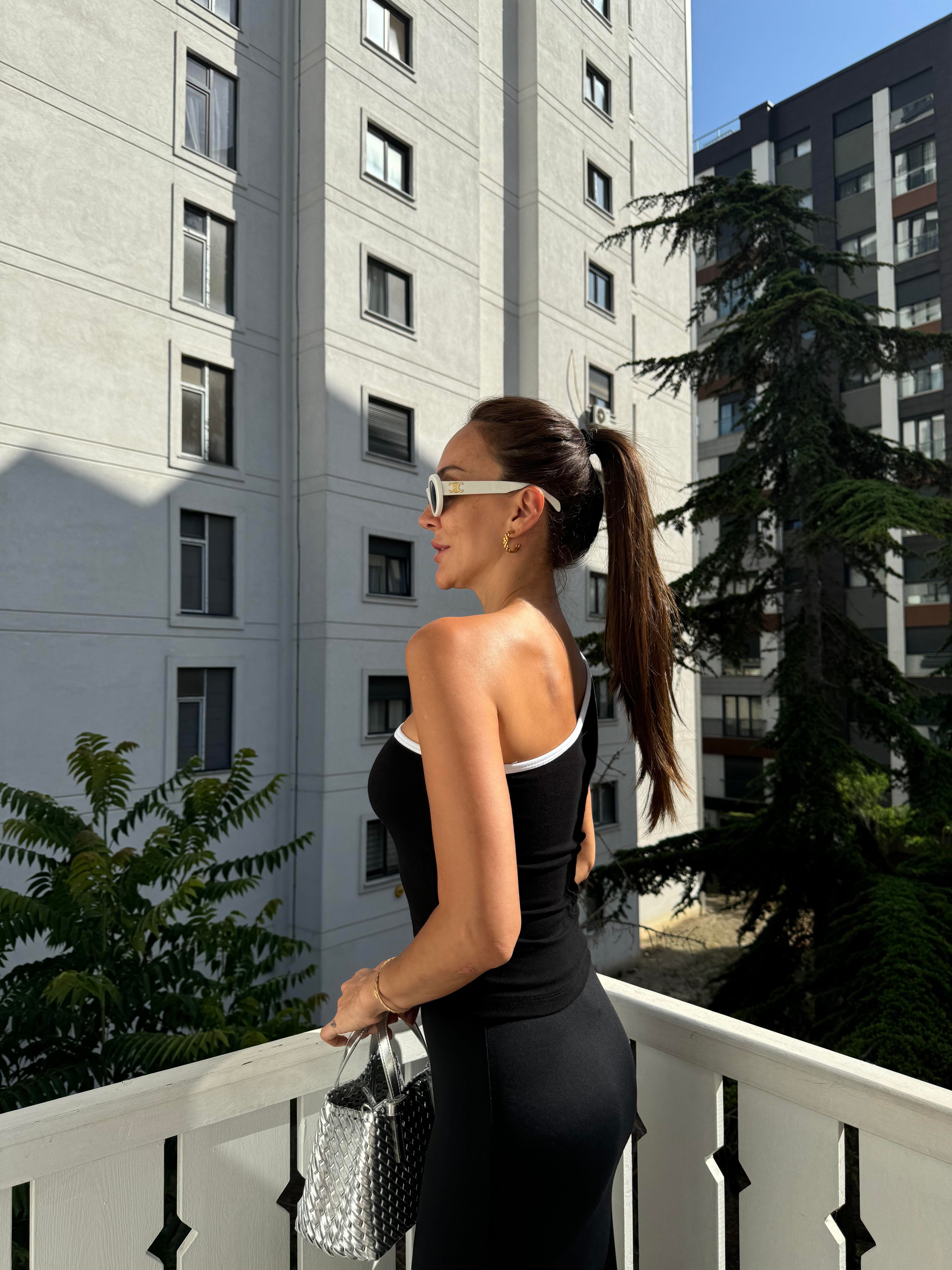 Siyah Tek Kol Biyeli Atlet