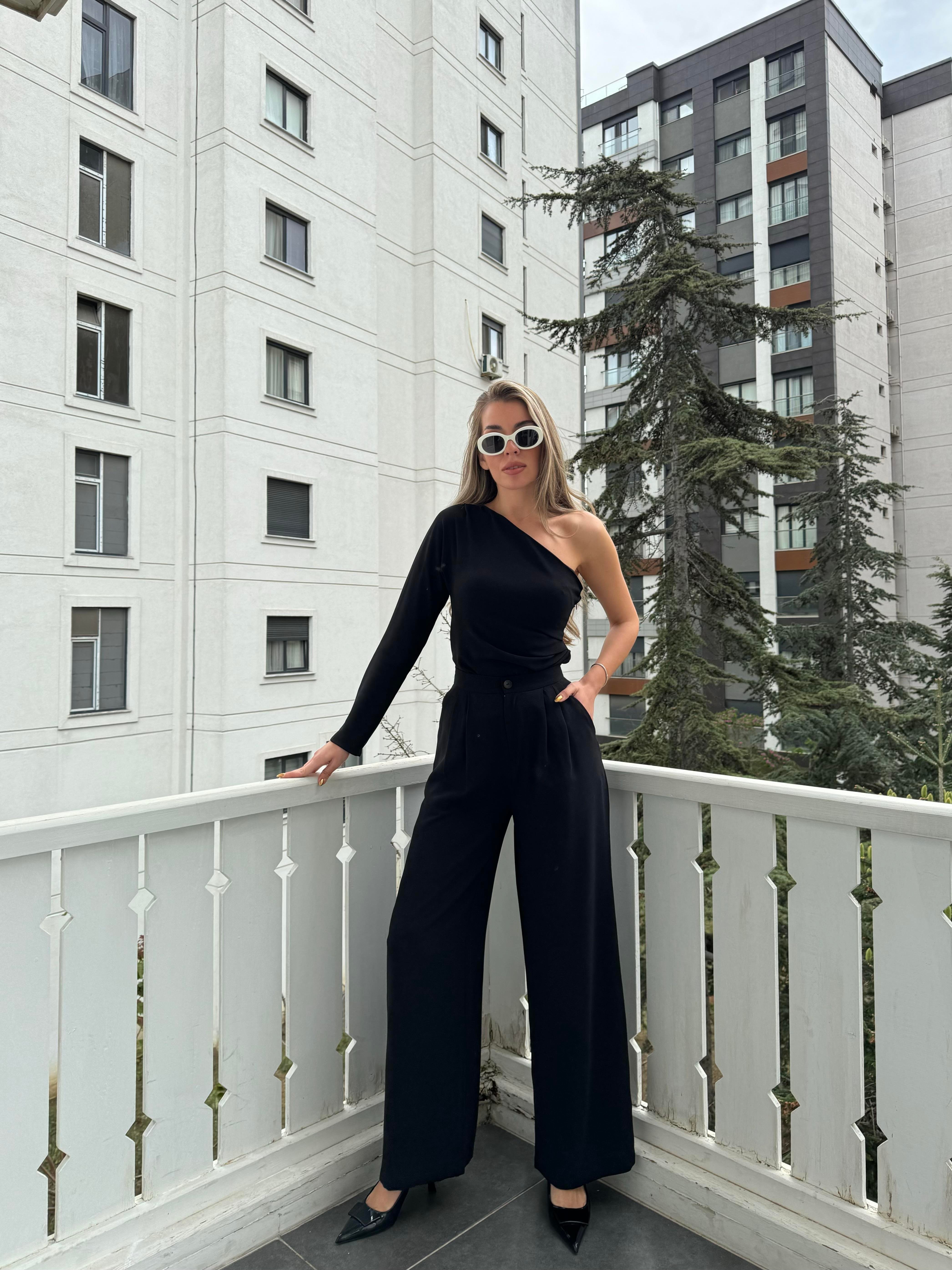 Siyah Tek Kol Takım