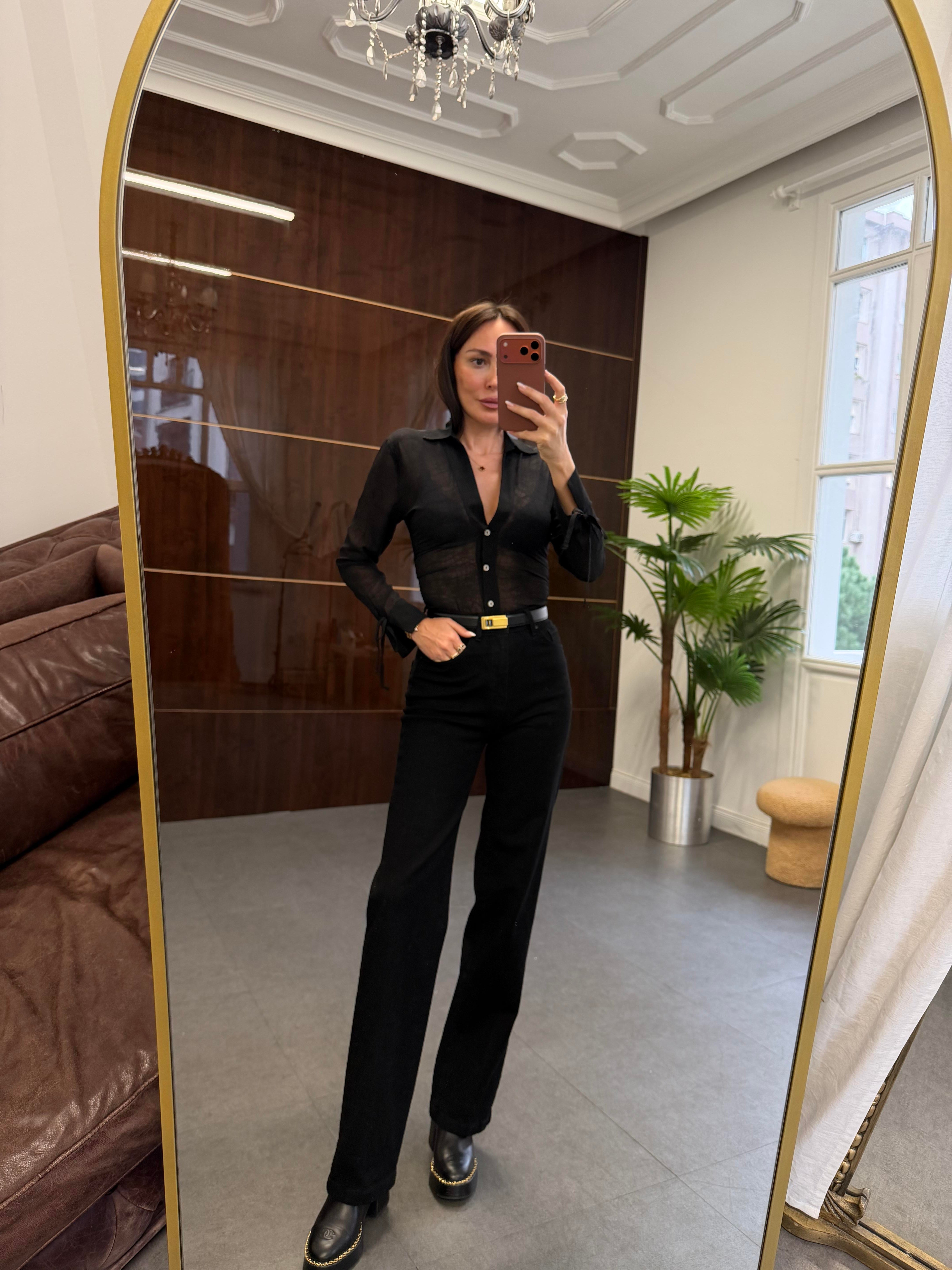 Siyah Transparan Kraşlı Gömlek