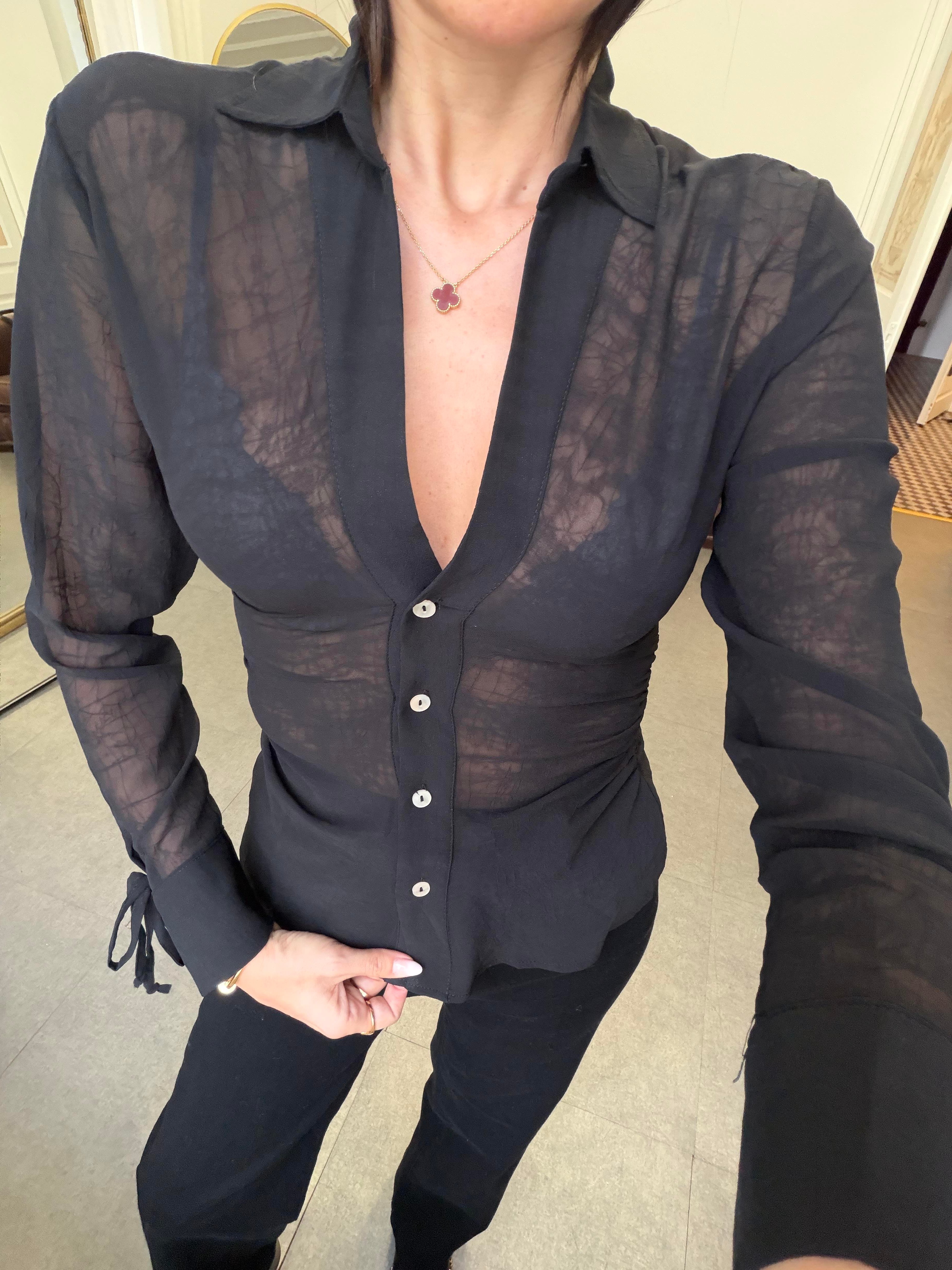 Siyah Transparan Kraşlı Gömlek