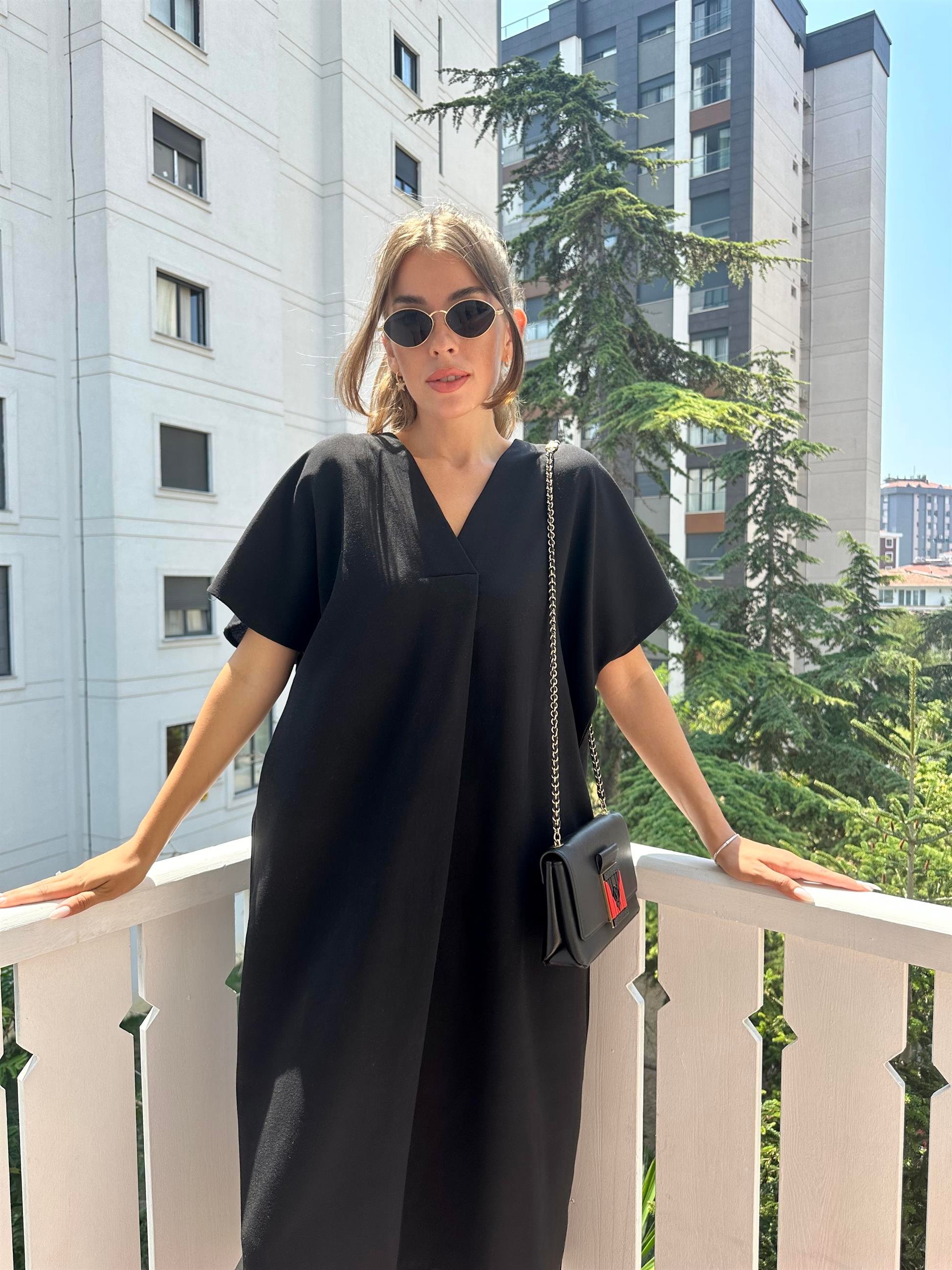 Siyah  V Yakalı Basic Kadın Elbise