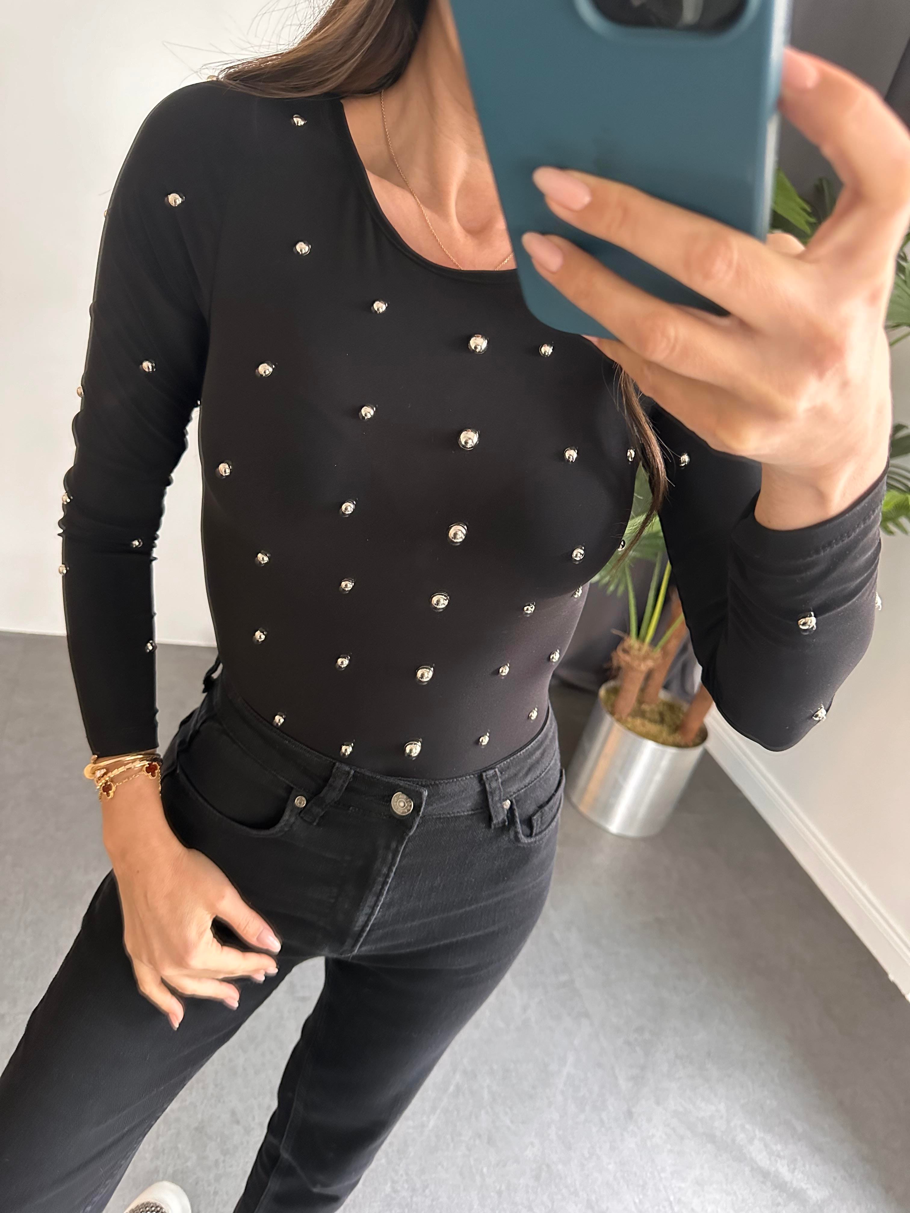 Siyah Zımba Detay Body Suit