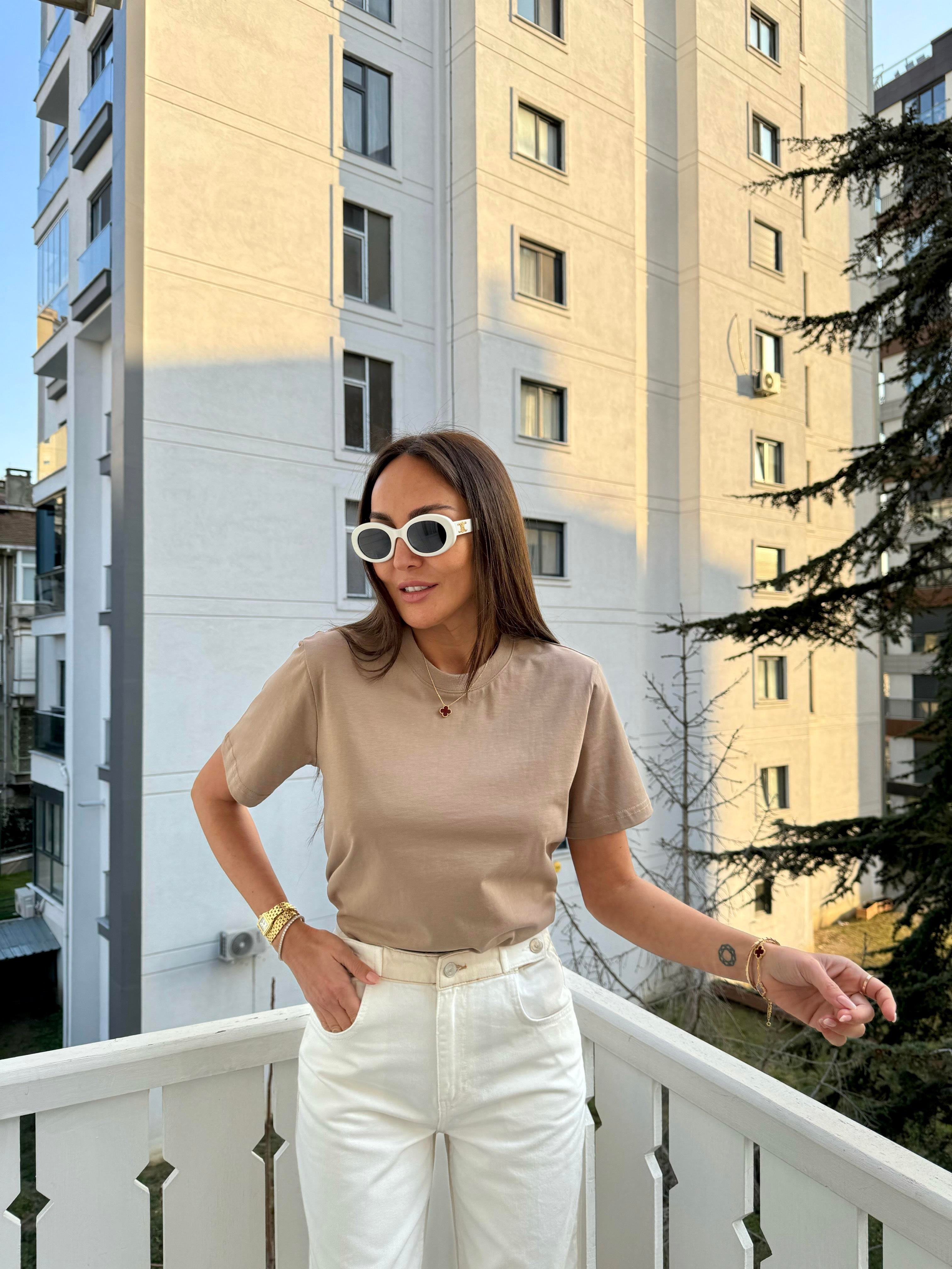 Sütlü Kahve Basic Tshirt