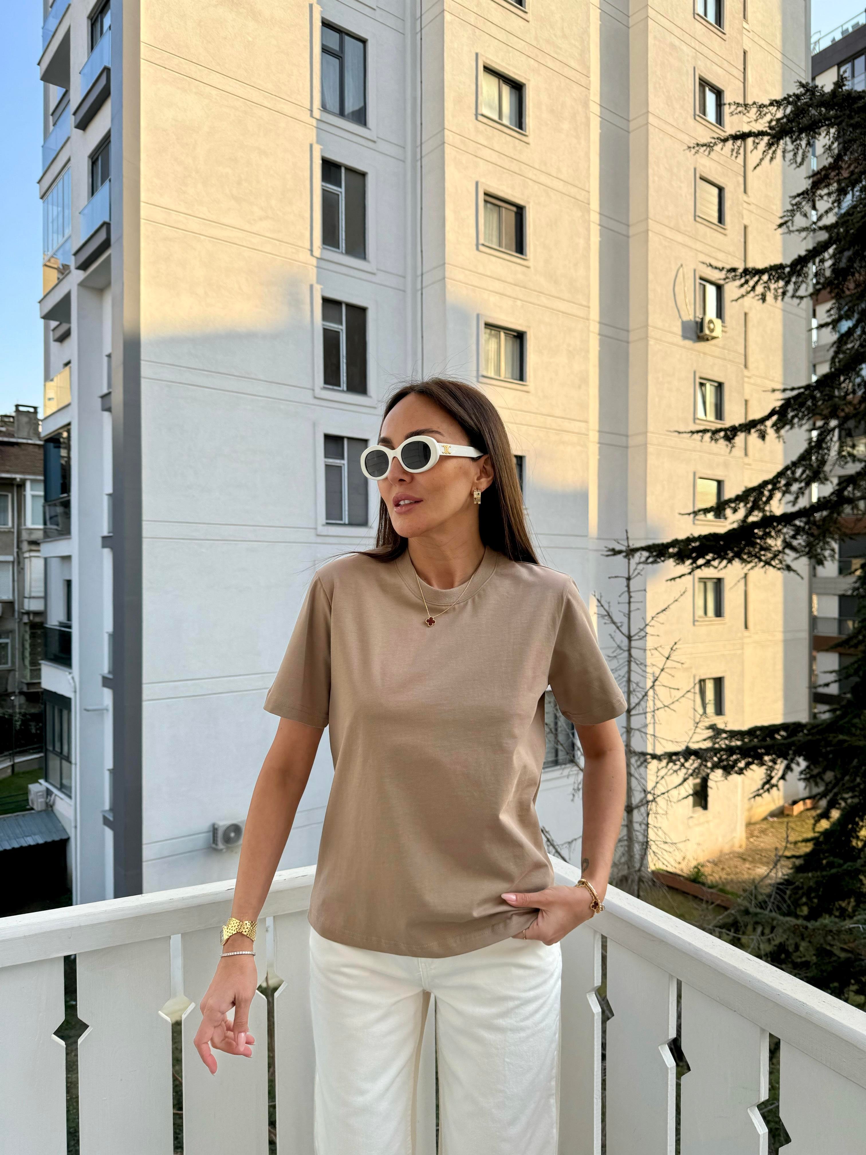Sütlü Kahve Basic Tshirt