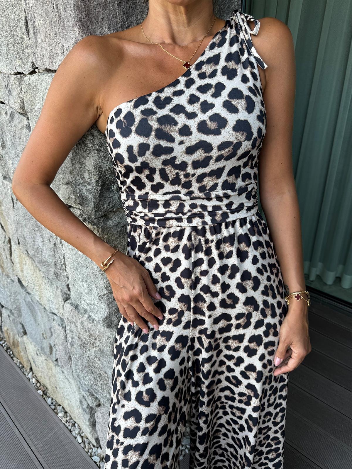 Tek Omuz Leopar Tulum