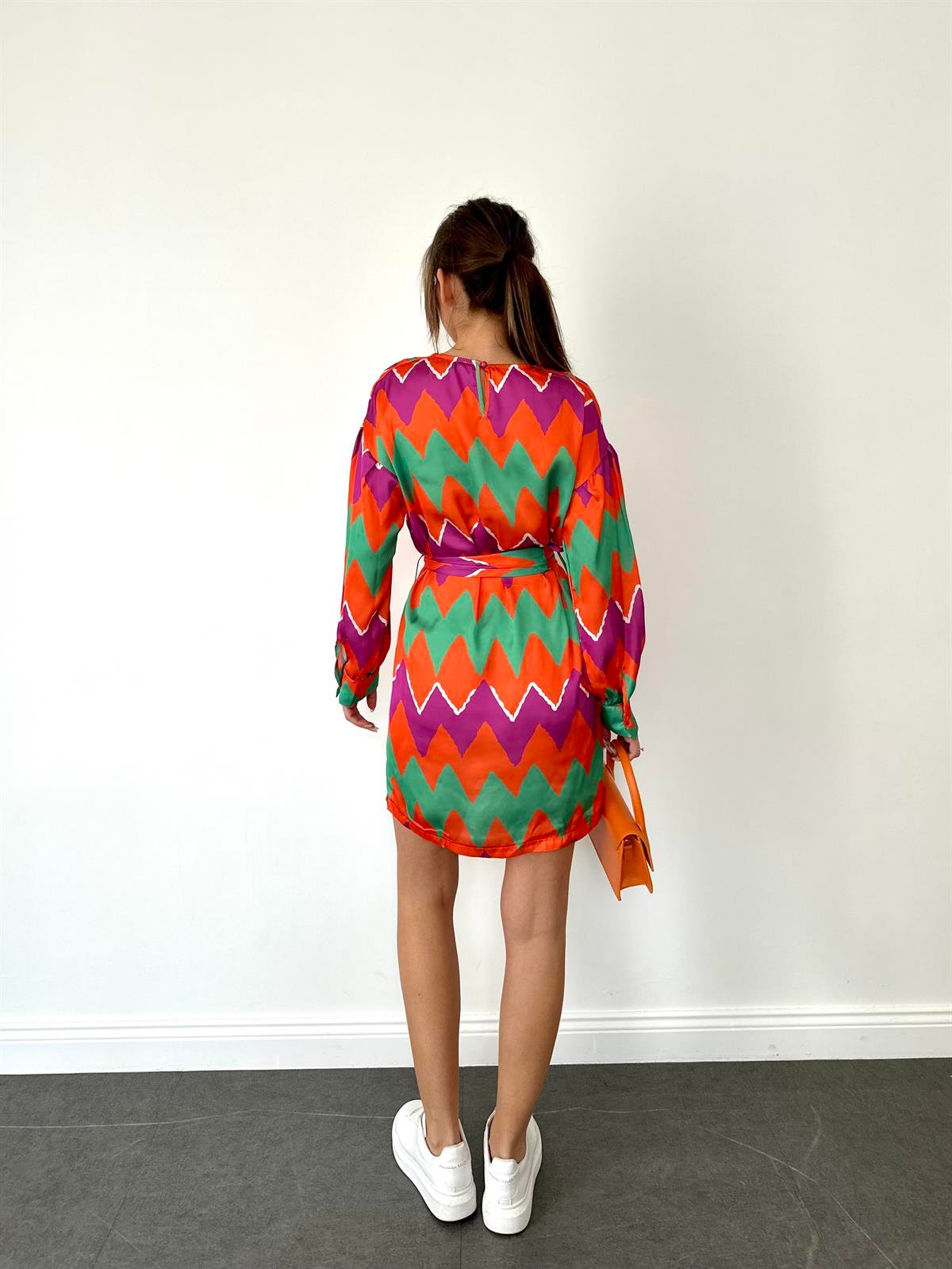 Turuncu  Kemerli Zigzag Saten Elbise