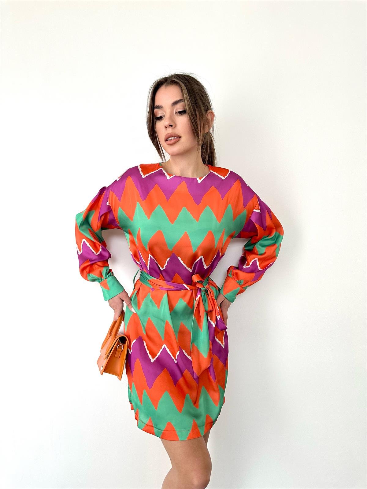 Turuncu  Kemerli Zigzag Saten Elbise