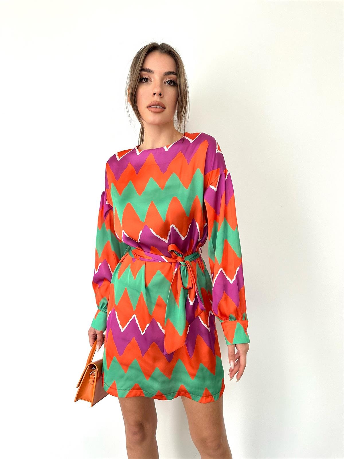 Turuncu  Kemerli Zigzag Saten Elbise