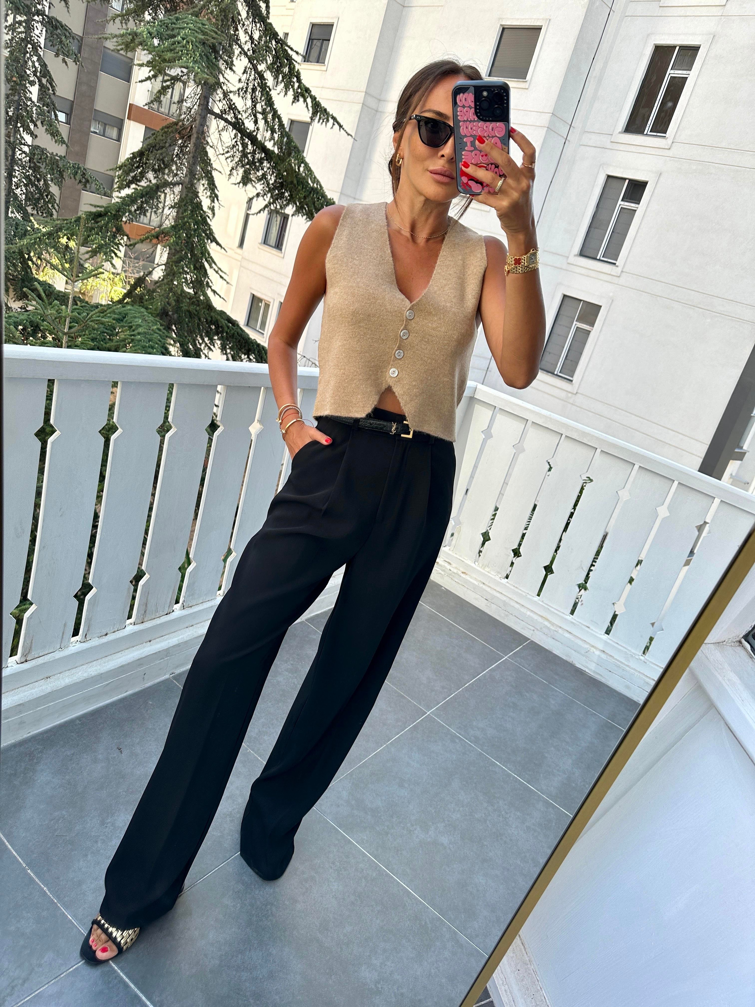 Vizon V Yaka Sedef Düğmeli Yelek