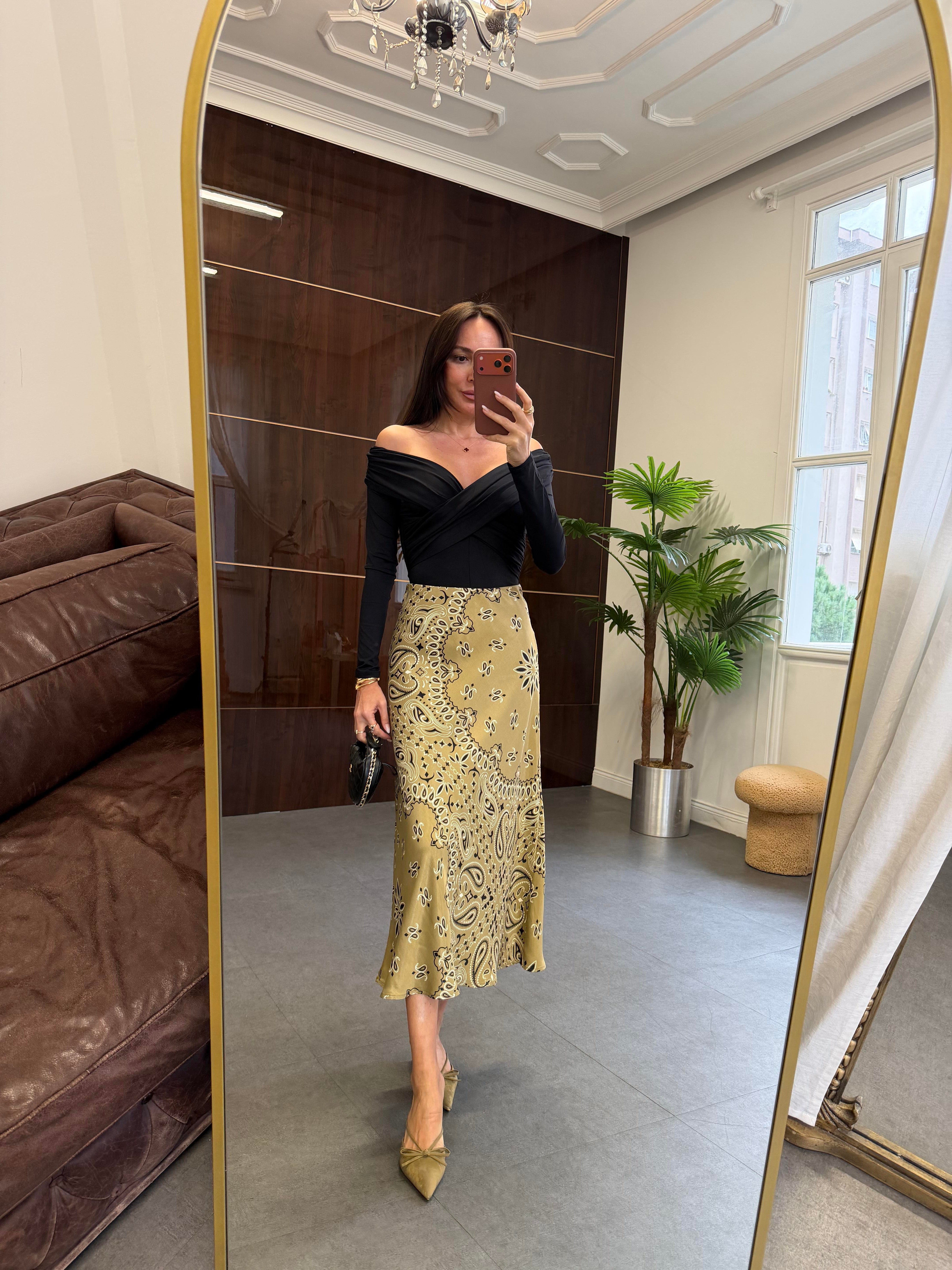 Yağ Yeşili Şal Desenli Verev Etek