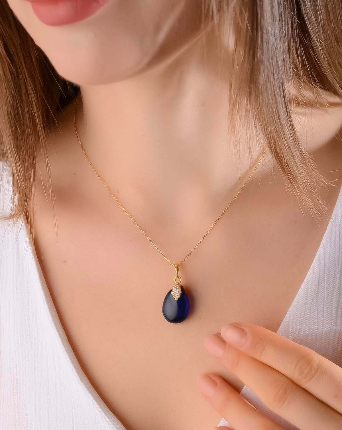 925 Ayar Gümüş Fatma'nın Eli Mavi Kehribar Kolye