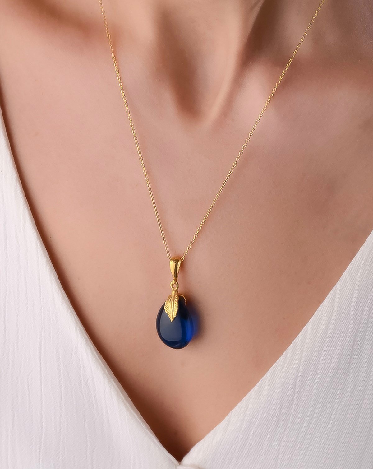 925 Ayar Gümüş Özel Tasarım Mavi Kehribar Kolye