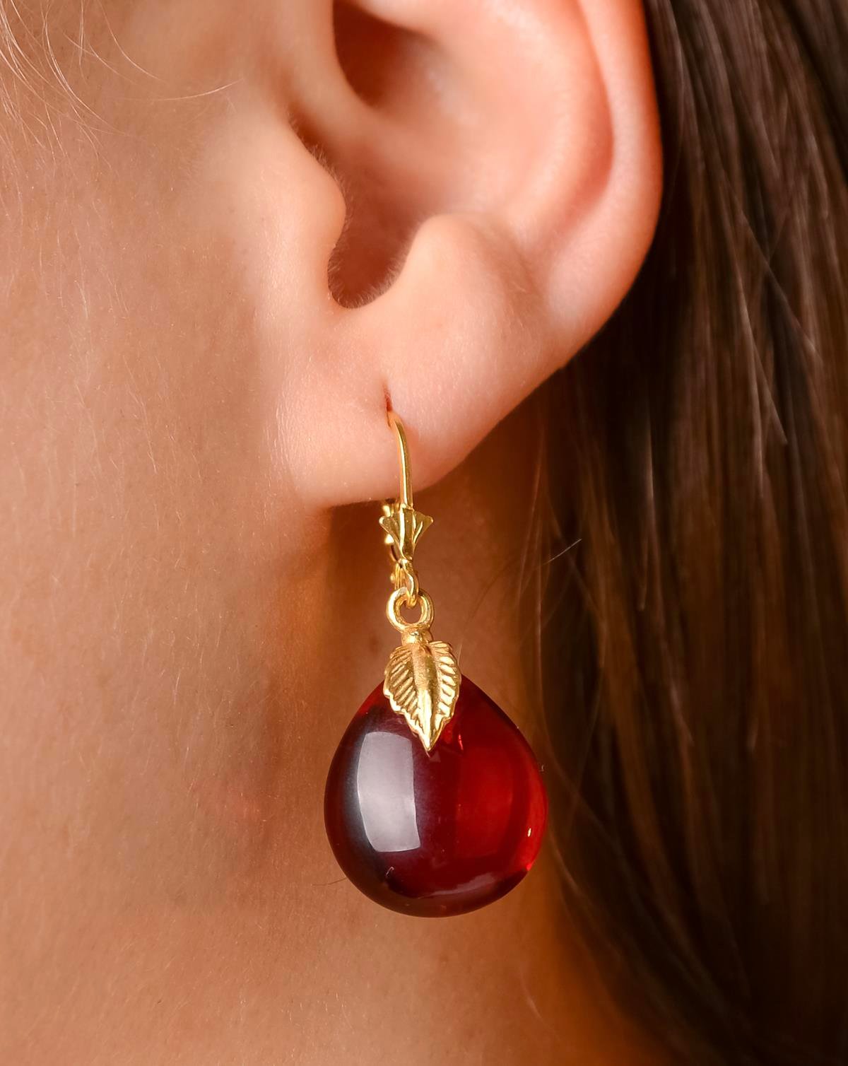 925 Ayar Yaprak Tasarım Gümüş Kırmızı Kehribar Küpe