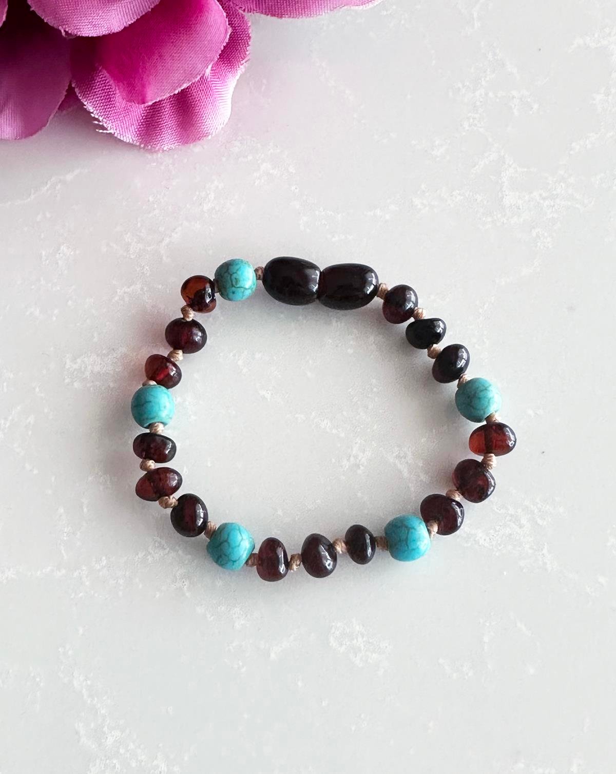 Turkuaz Taşlı Vişne Rengi Kehribar Bileklik