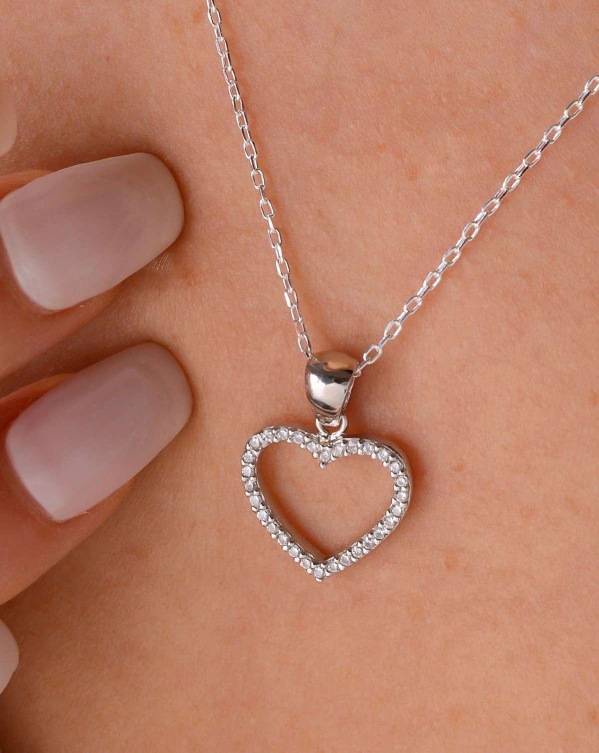 Zirkon Taşlı Kalp Gümüş Kolye