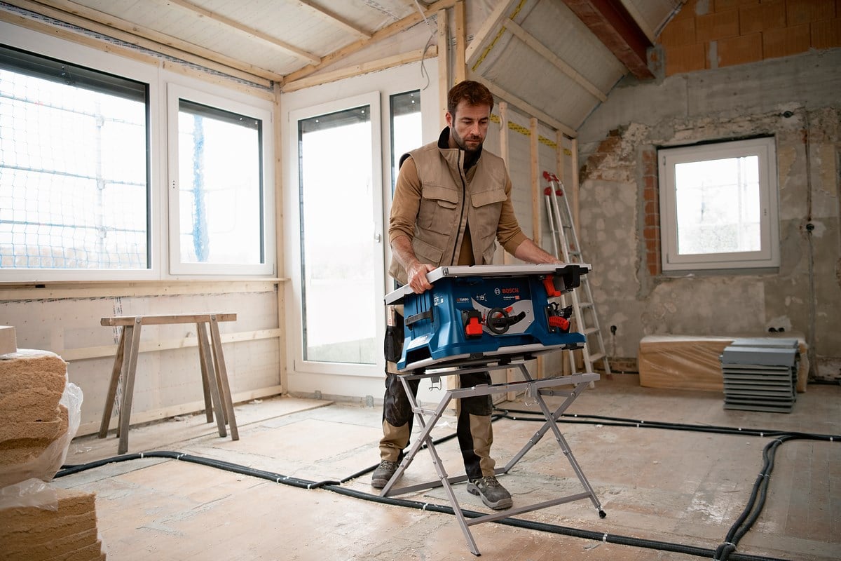 Bosch Professional GTS 18V-216 Gönye Kesme Makinesi (2x5.5Ah;Karton)