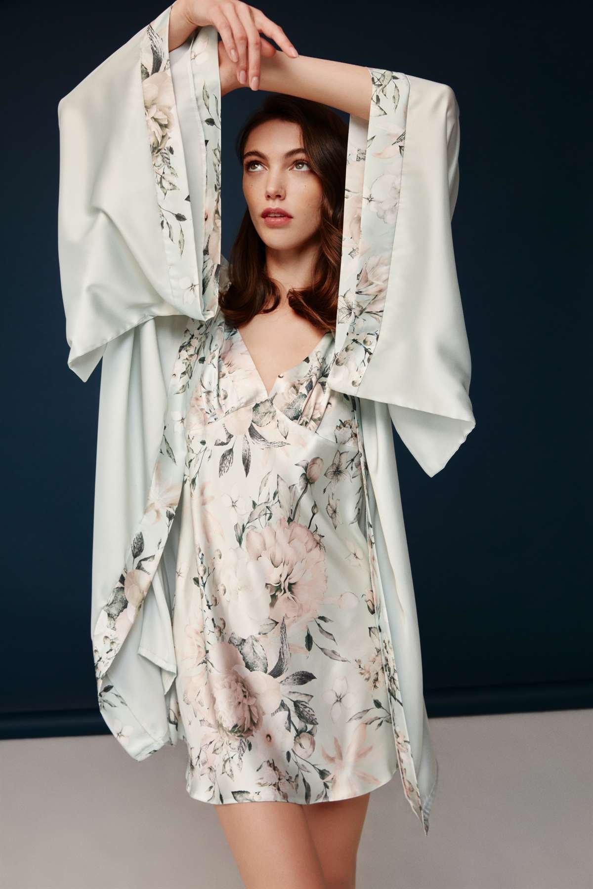 Bonnie&Clyde - Kadın Baskılı Saten Gecelik Sabahlık Takımı  - B&C.01.30024.23Y 548