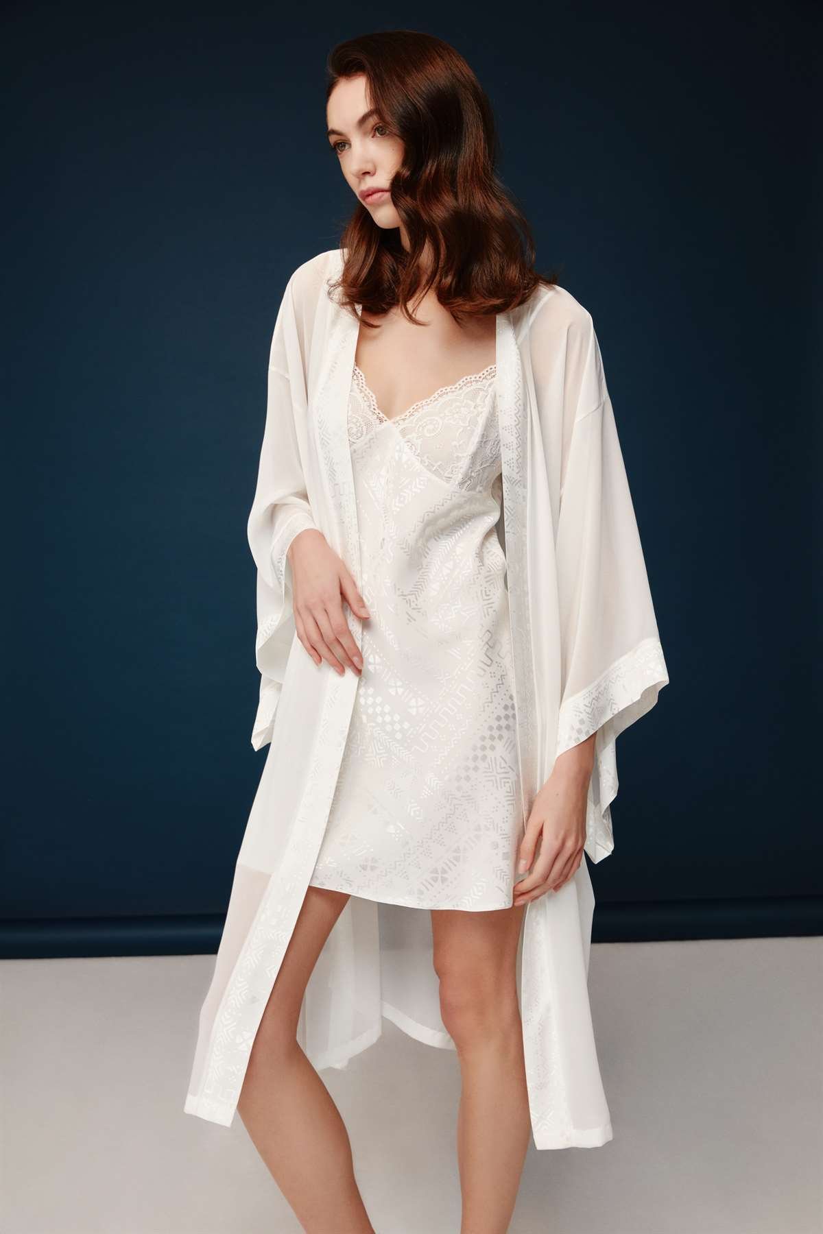 Bonnie&Clyde - Kadın Ekru Viskon Gecelik Sabahlık Takımı  - B&C.01.30016.23Y 221