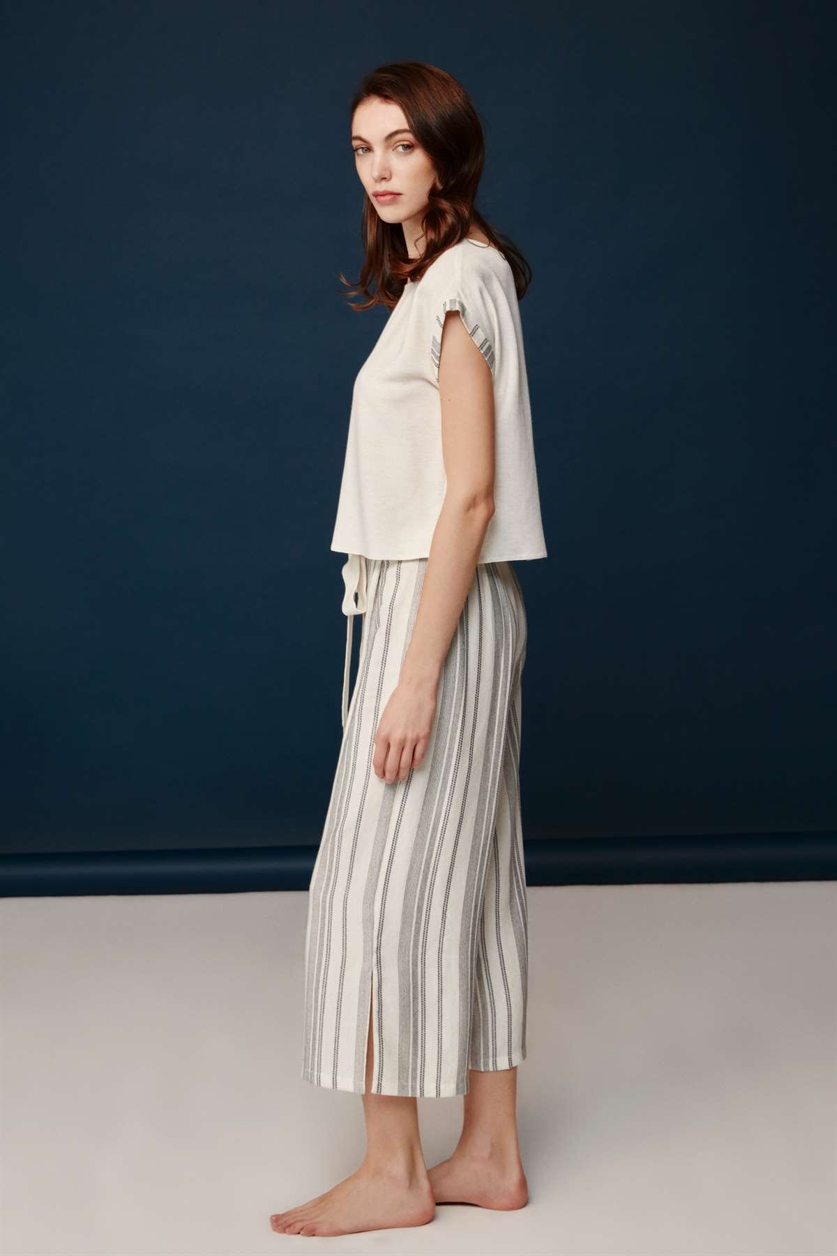 Bonnie&Clyde - Kadın Ekru Viskon Kapri Pijama Takımı  - B&C.01.30001.23Y 221