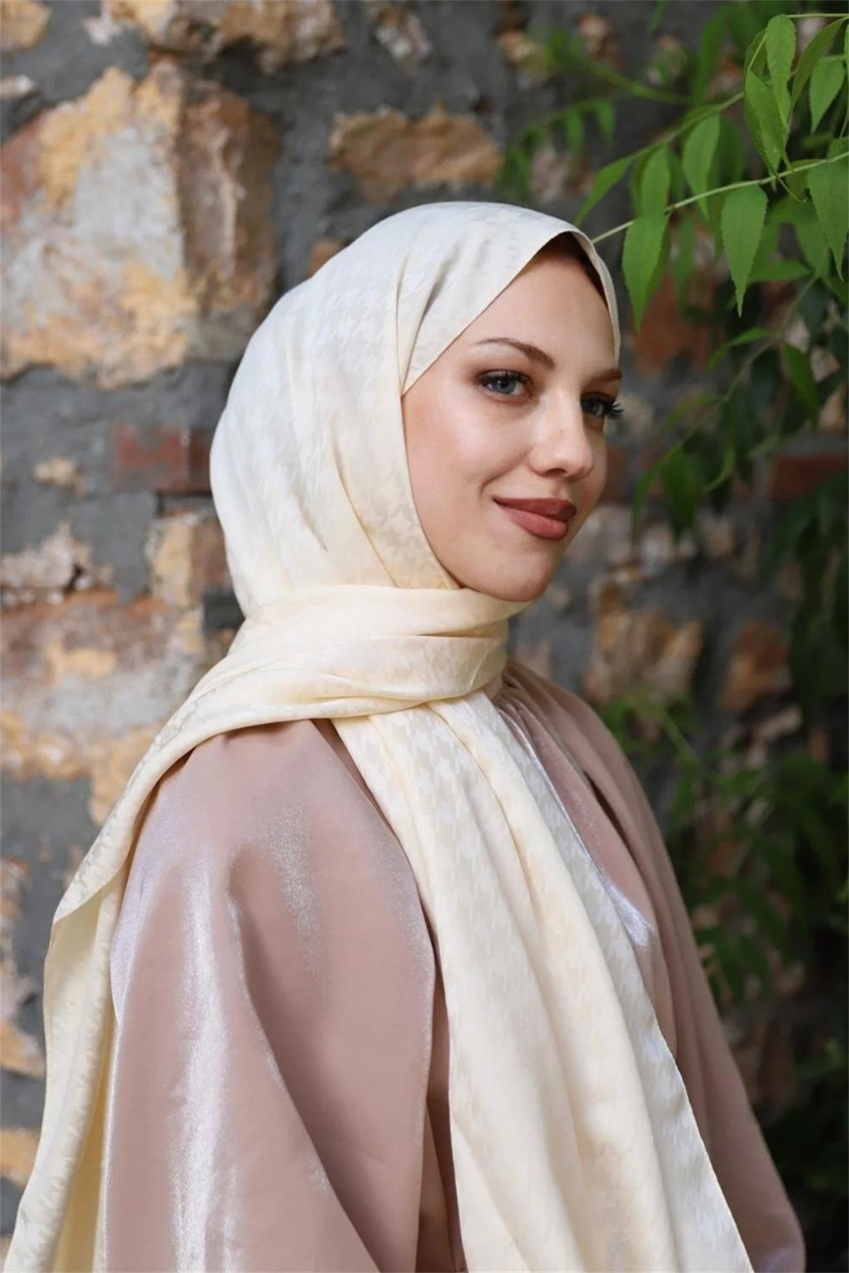 Kazayağı Jakar Şal Krem