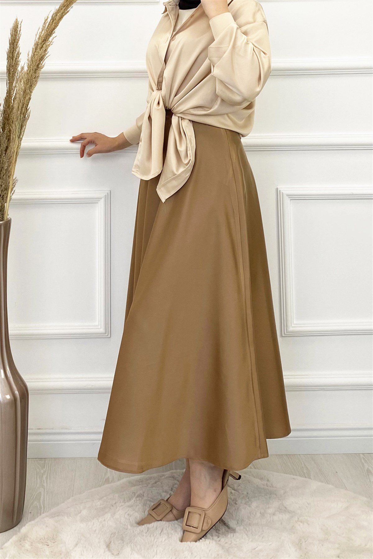 Kloş Saten Etek-Camel