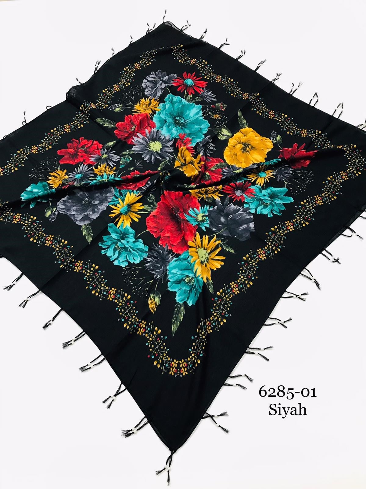 6285 Püsküllü İncili Yazma