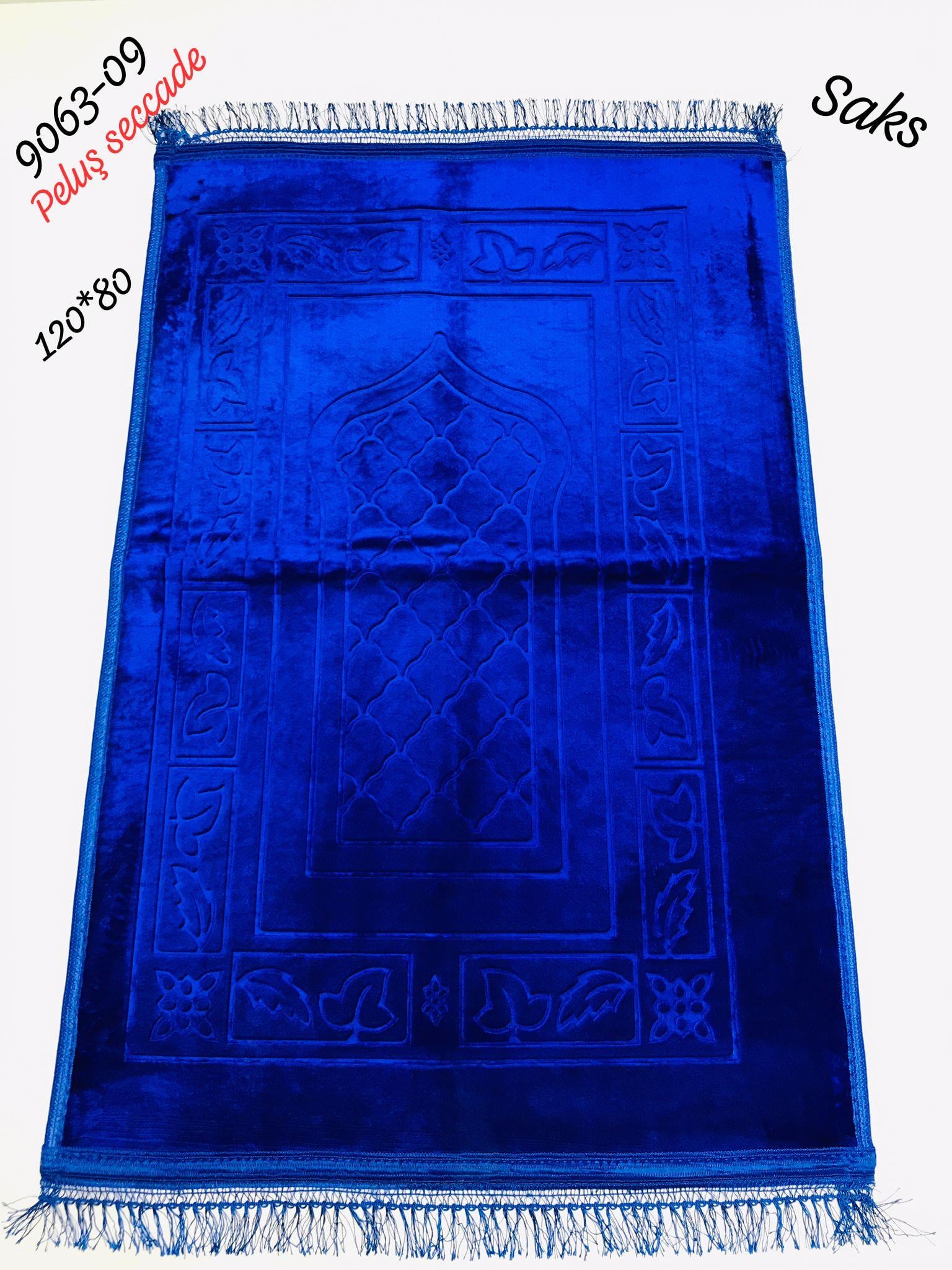9063 Peluş Seccade