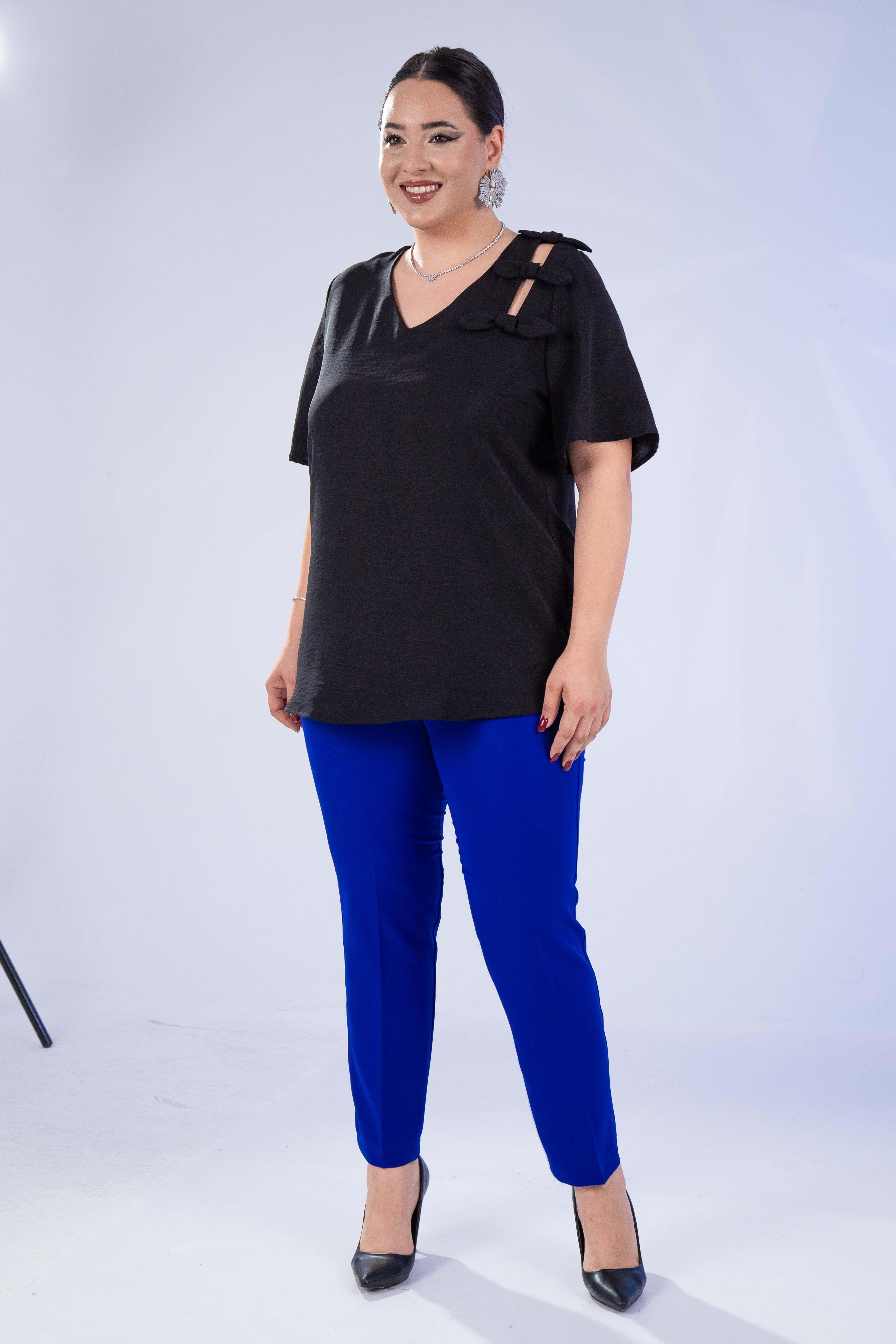 Büyük Beden 1111041 Fiyonk Detaylı Bluz  Siyah