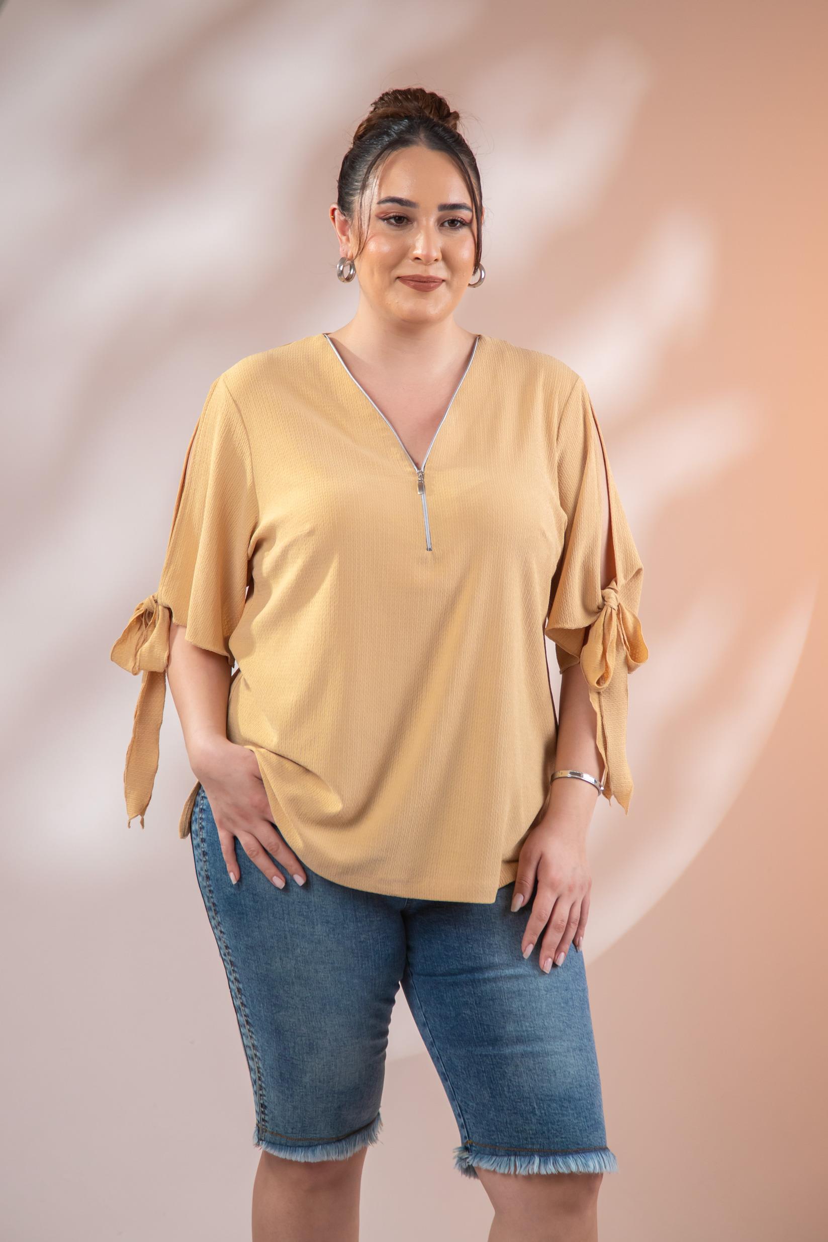 Büyük Beden 1112048 Bürümcüklü Fermuarlı Bluz Camel