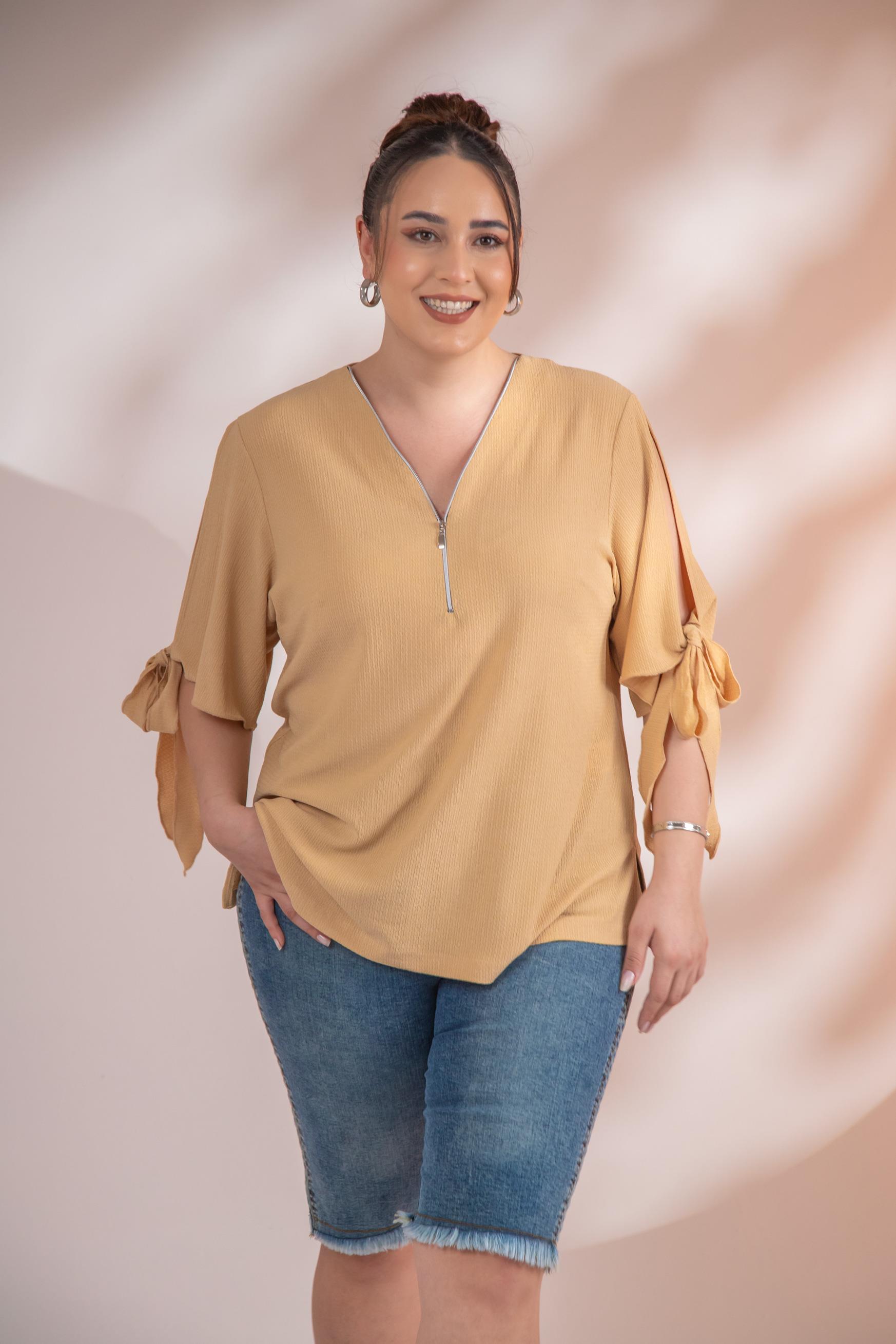 Büyük Beden 1112048 Bürümcüklü Fermuarlı Bluz Camel