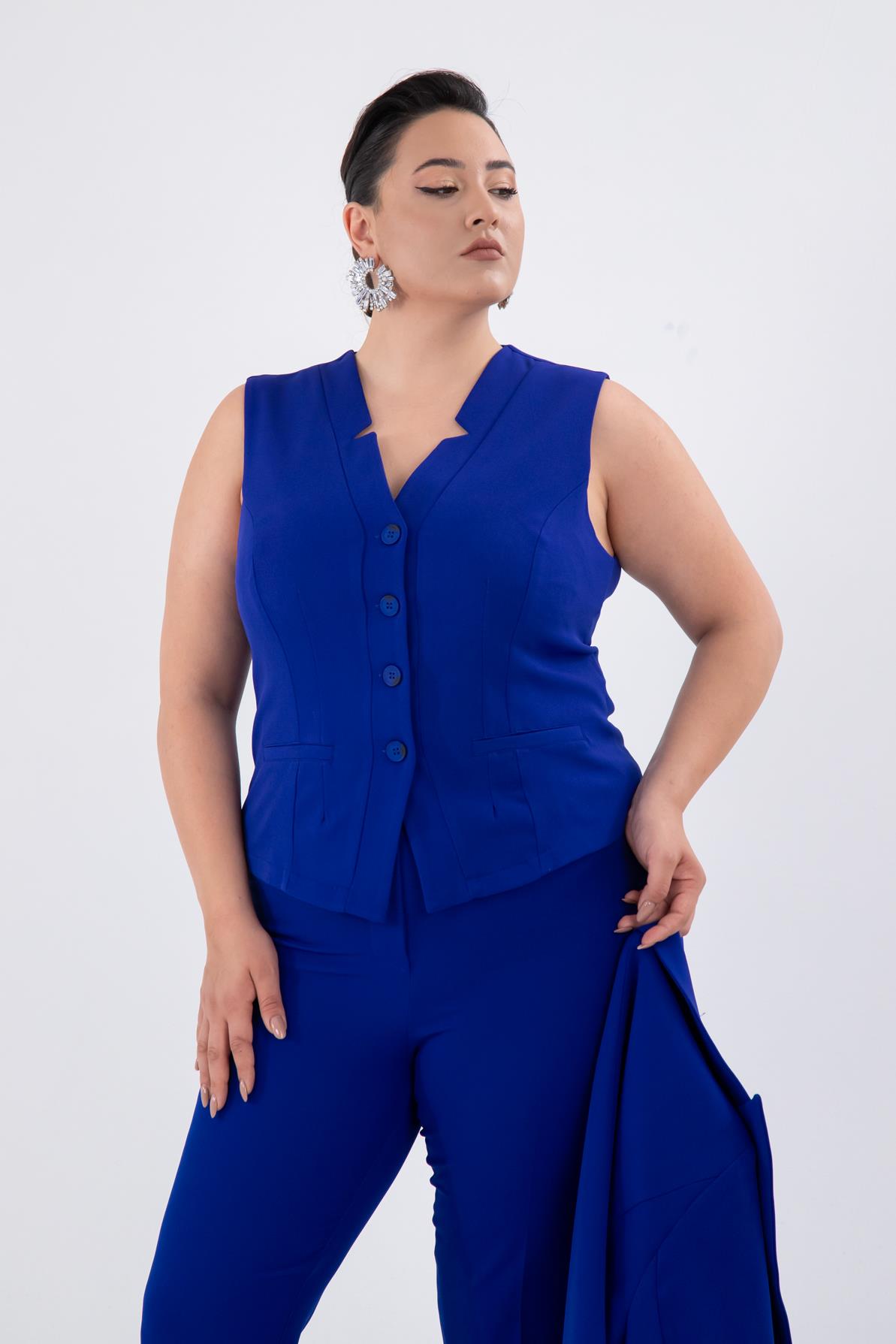 Büyük Beden 112035 Düğme Detaylı Yelekli Takım  Saks