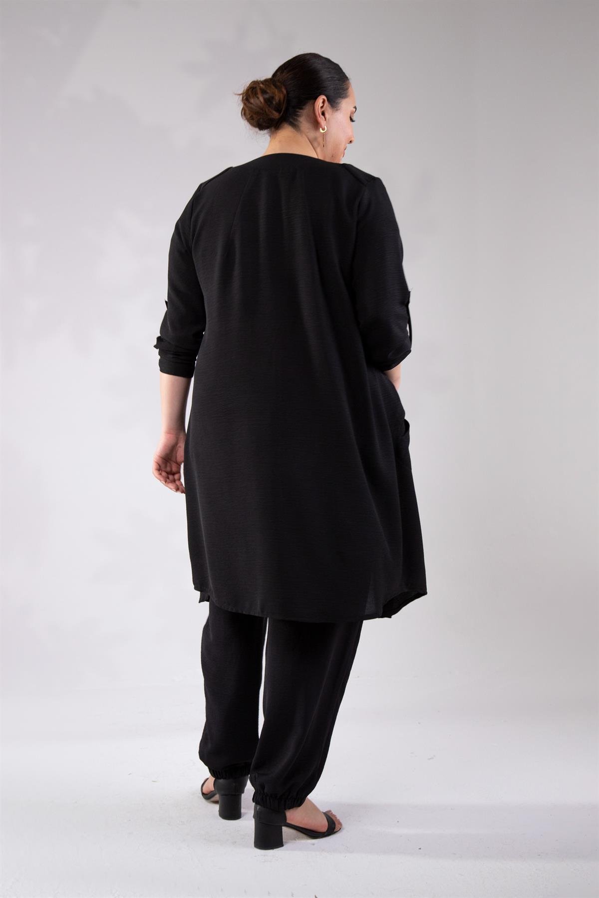 Büyük Beden 112092 Önü Düğmeli Cepli Kap  Siyah