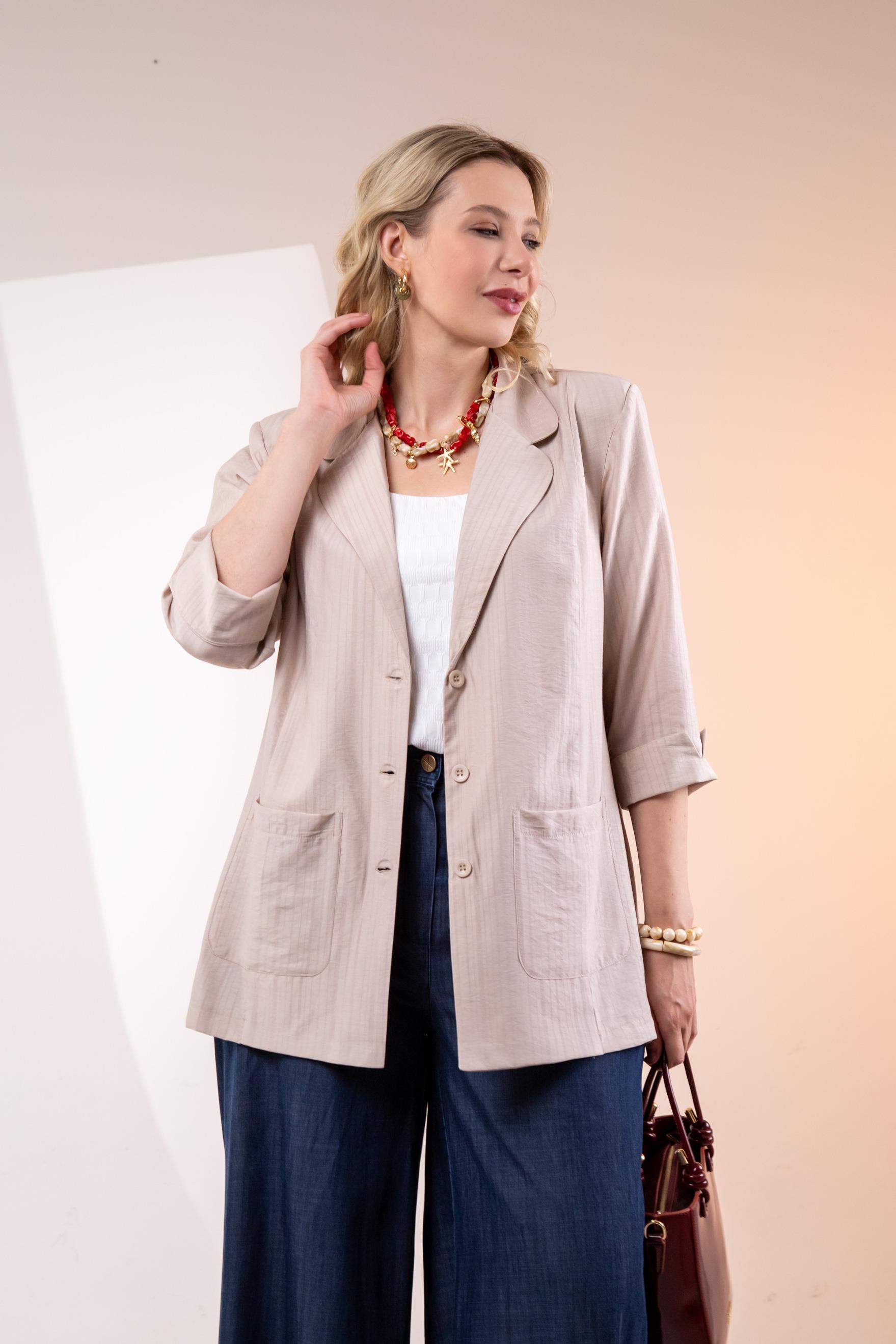 Büyük Beden 1122577 Cepli Ceket Bej