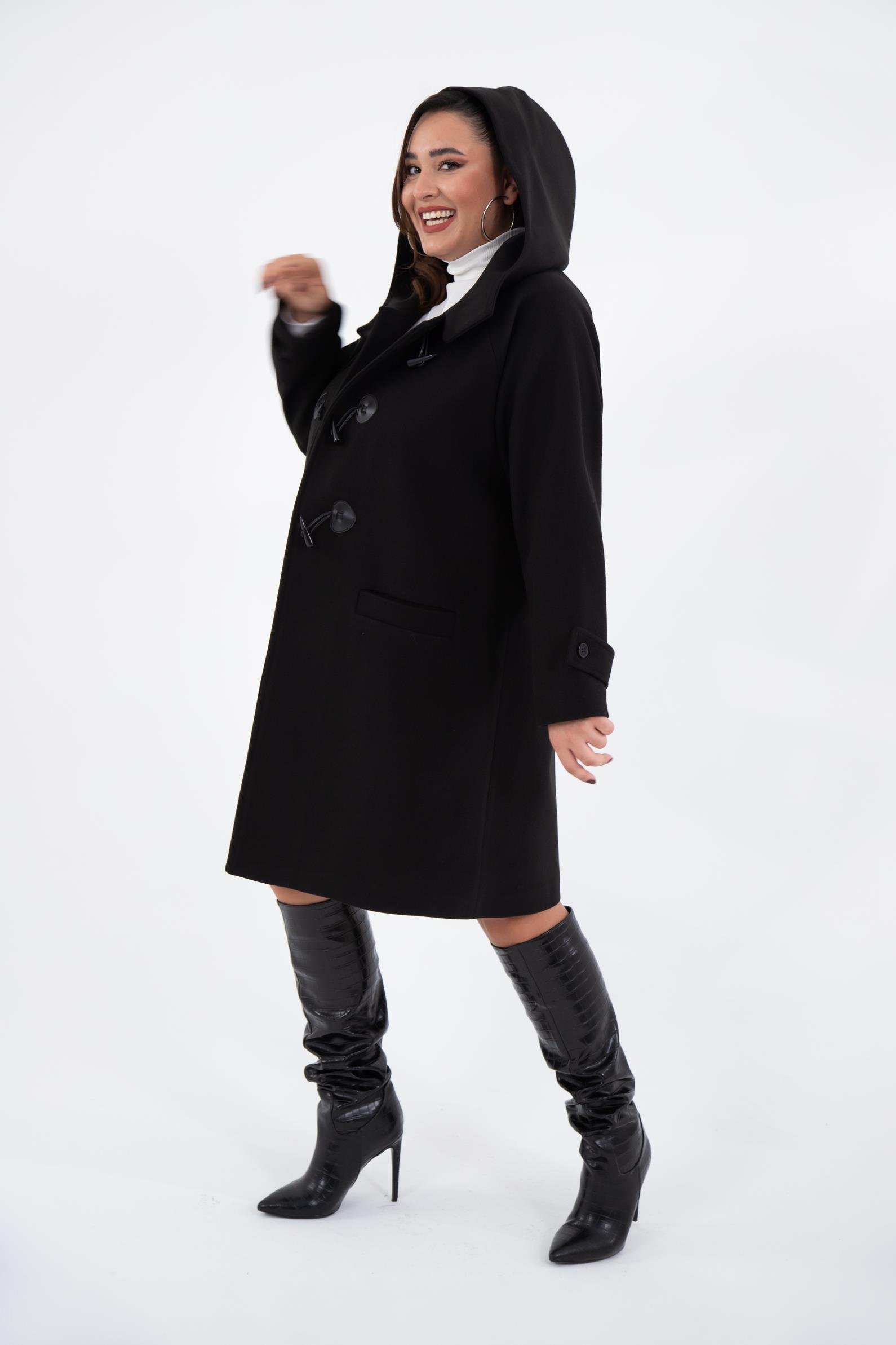 Büyük Beden 122191 Cepli-Düğme Detaylı Kaban Siyah