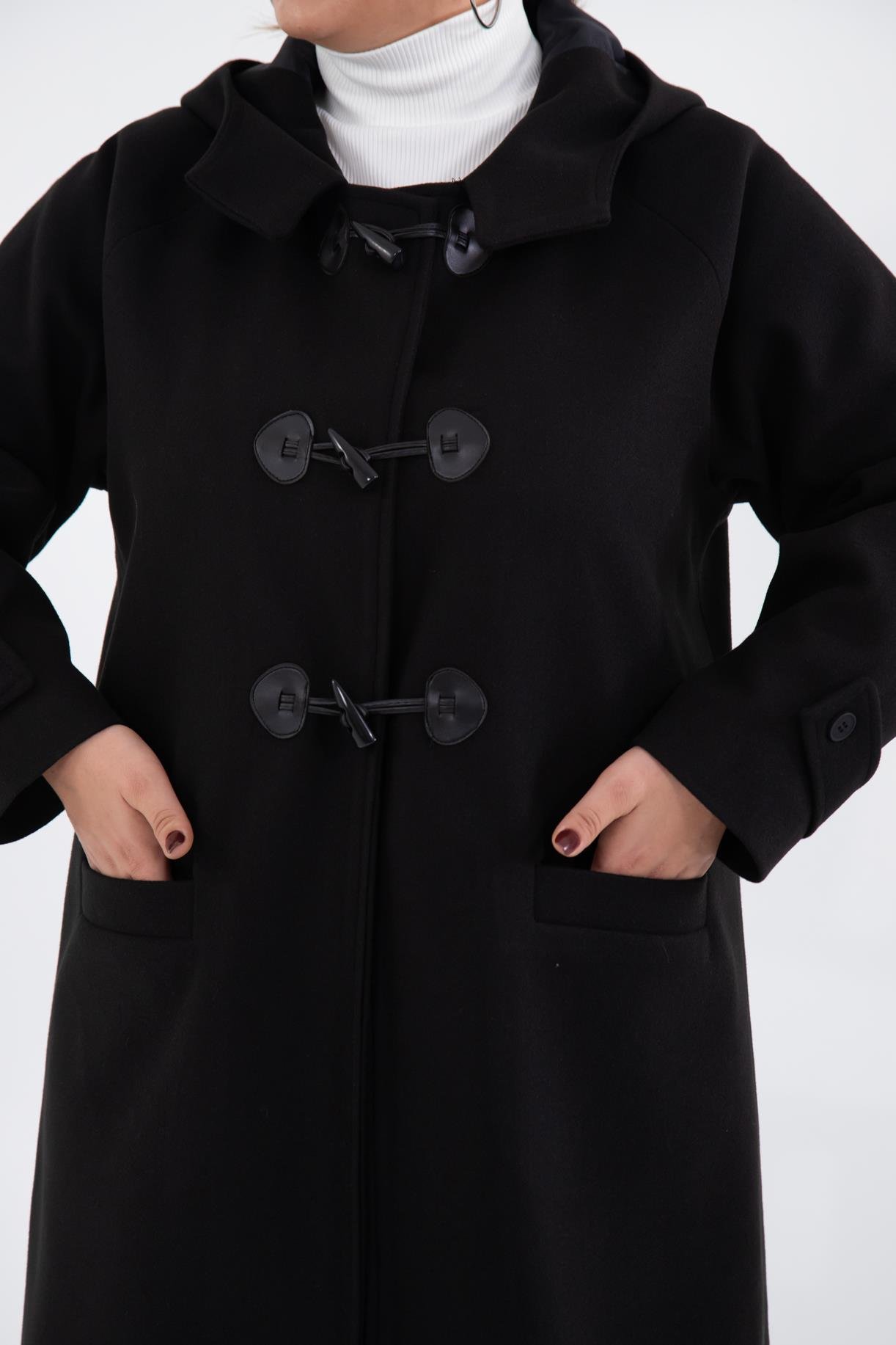 Büyük Beden 122191 Cepli-Düğme Detaylı Kaban Siyah