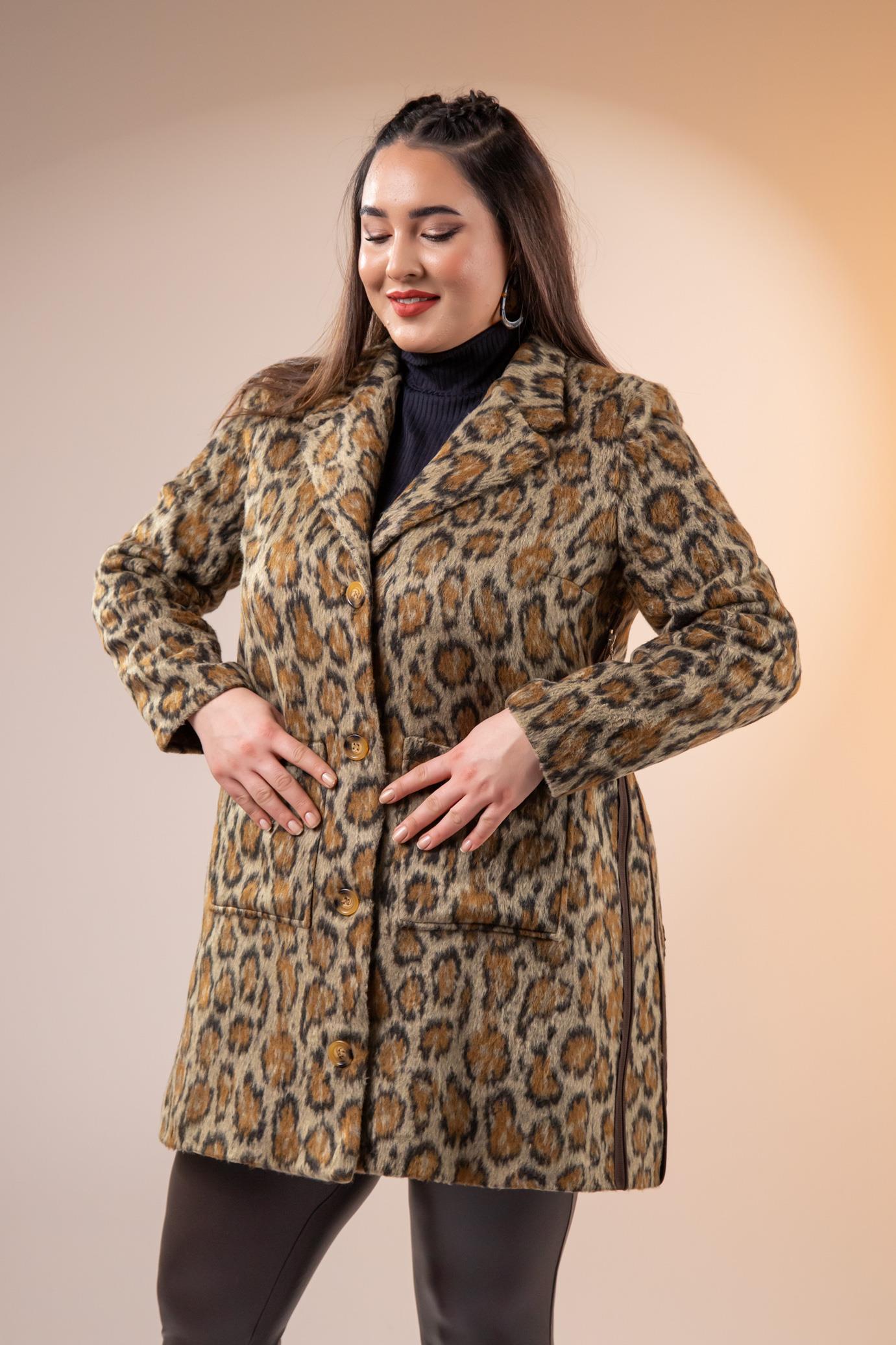 Büyük Beden 12224178 Leopar Desenli Kısa Kaban Kahverengi