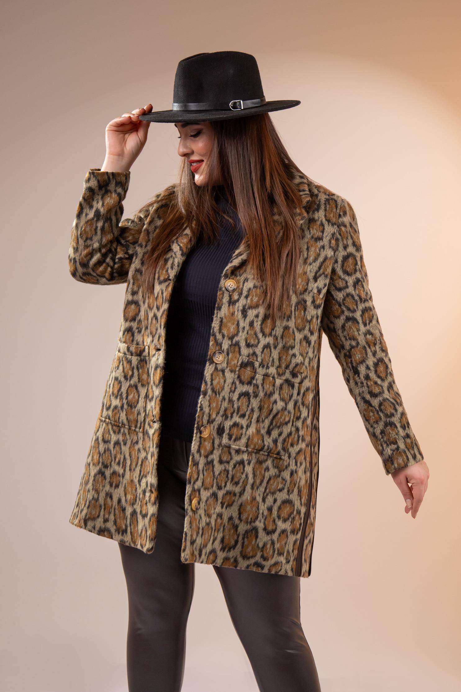 Büyük Beden 12224178 Leopar Desenli Kısa Kaban Kahverengi