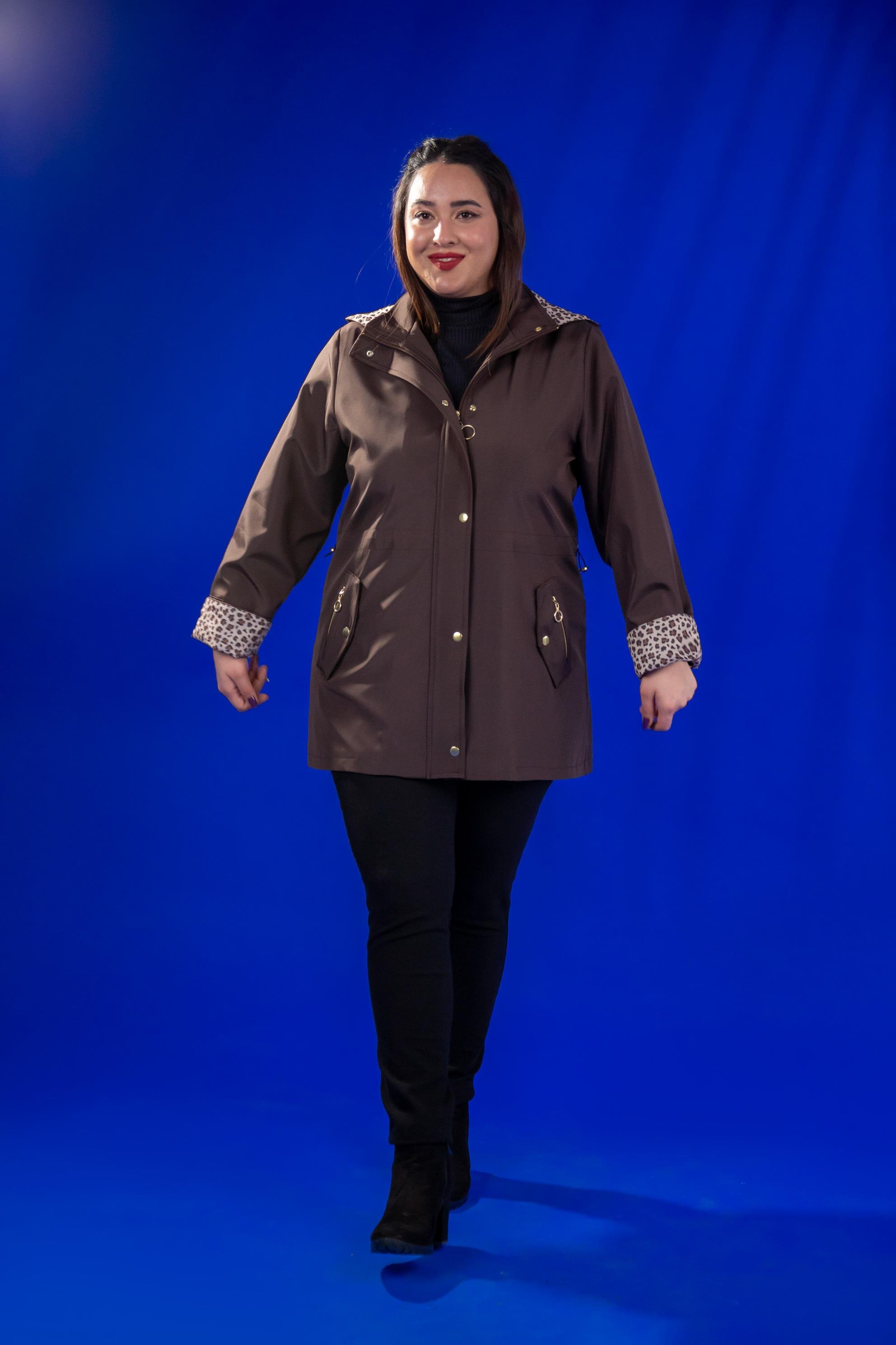 Büyük Beden 1222442 Leoparlı Thomas Yağmurluk Kahverengı