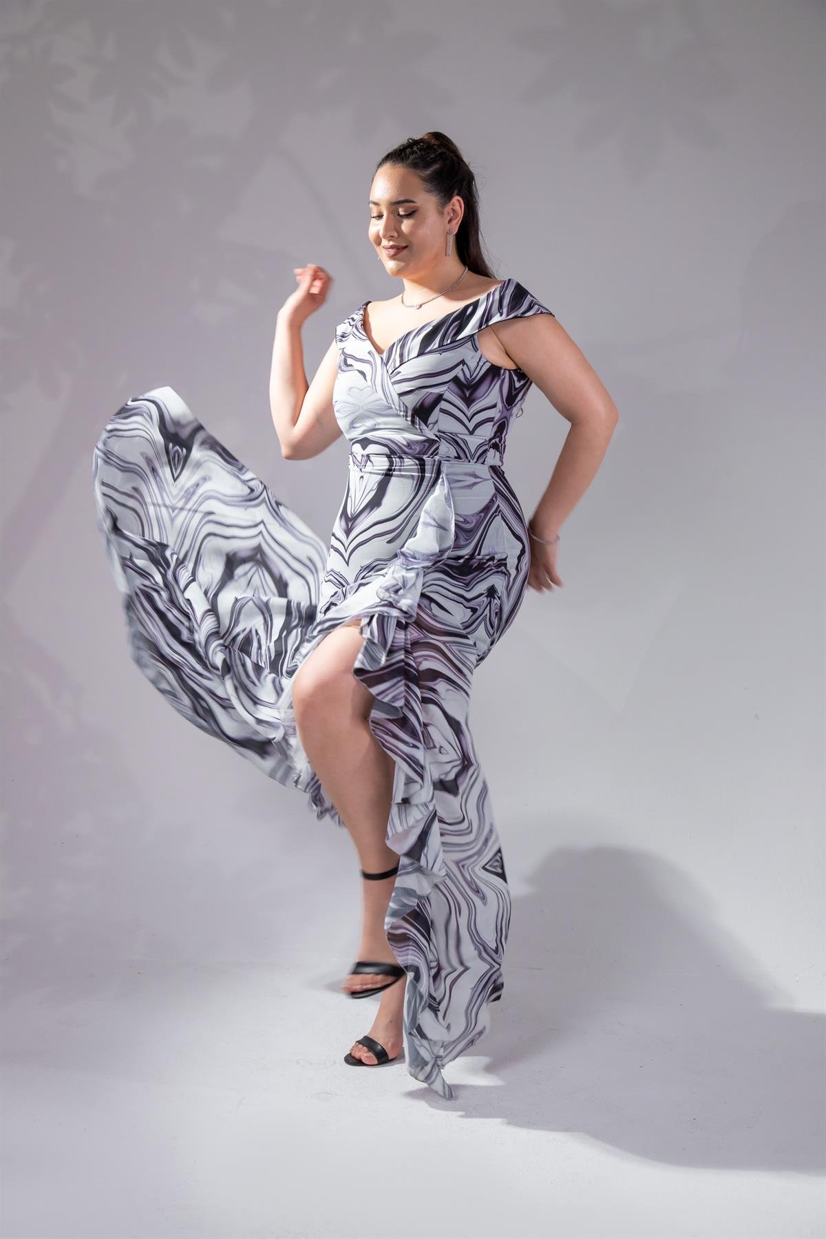 Büyük Beden 142015 Desenli Şifon Abiye Ekru