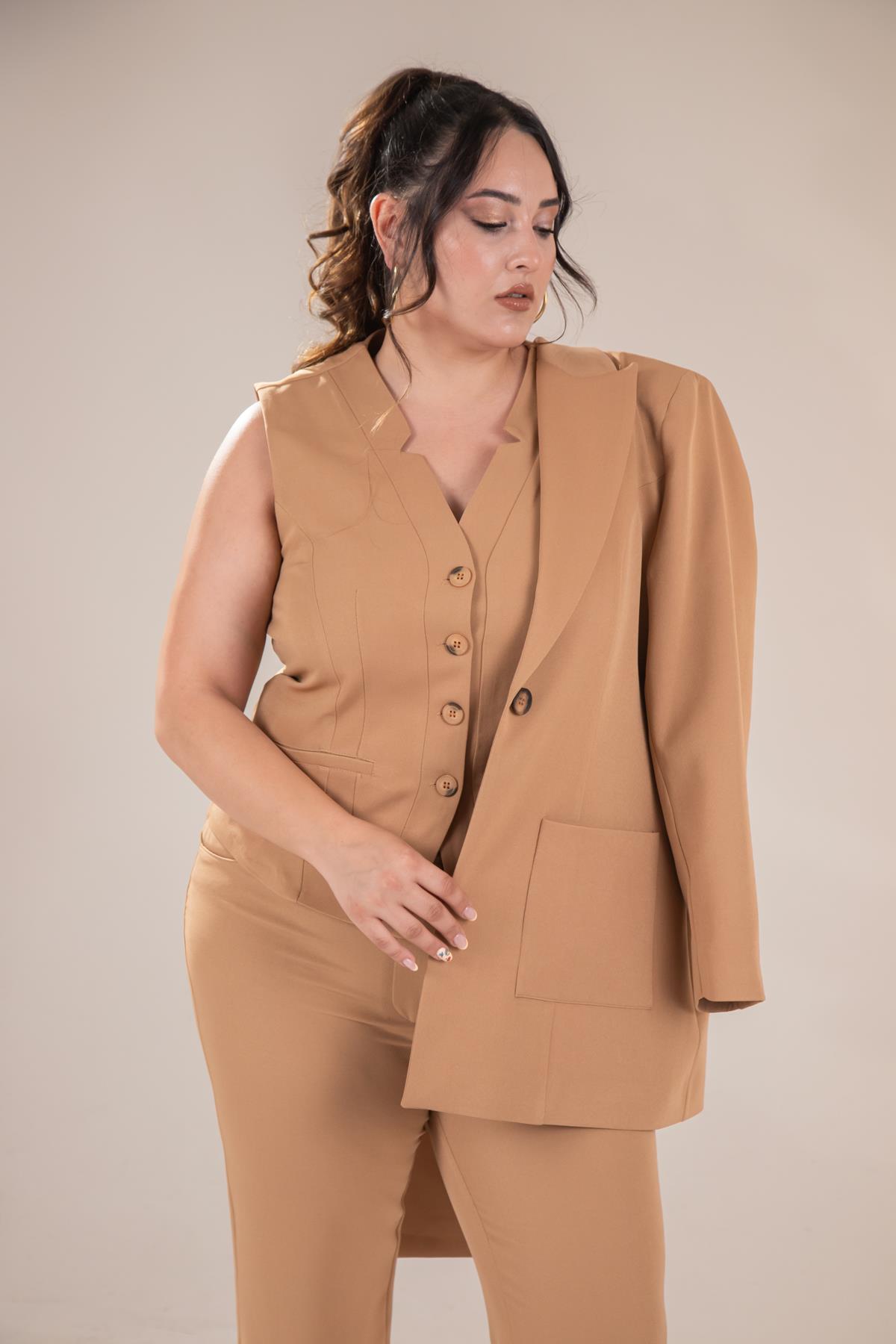 Büyük Beden 2230014 Cep Detaylı Blazer Ceket  Camel