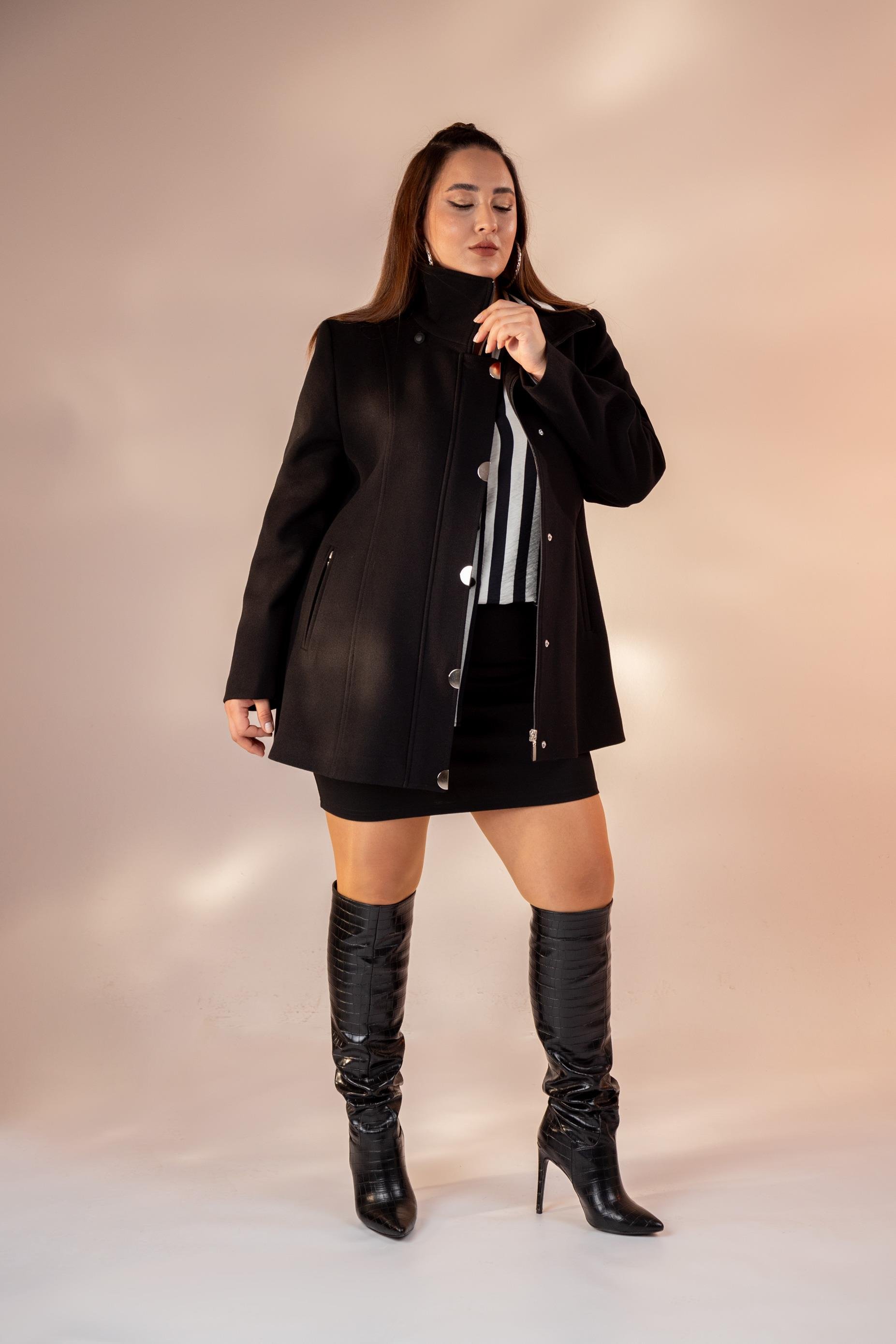 Büyük Beden 2230040 Çıt Çıt Detaylı Kısa Kaban  Siyah